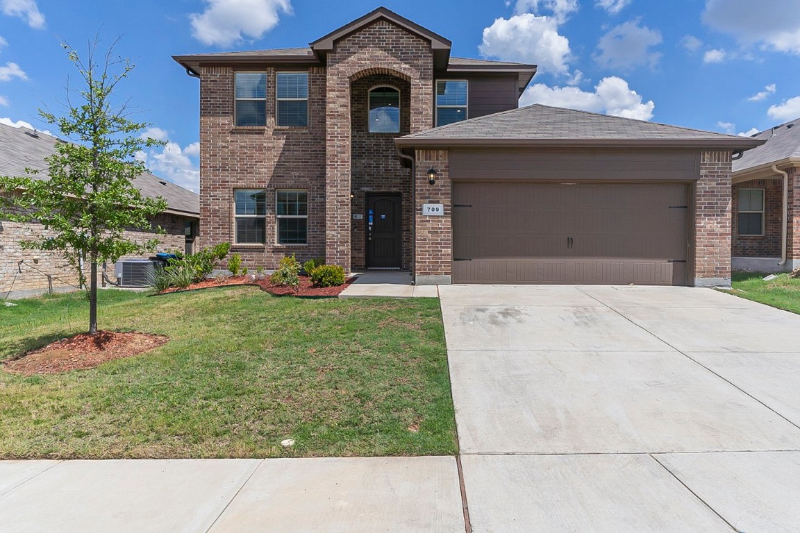 709 Gin Lake Trail Fort Worth TX 76120
