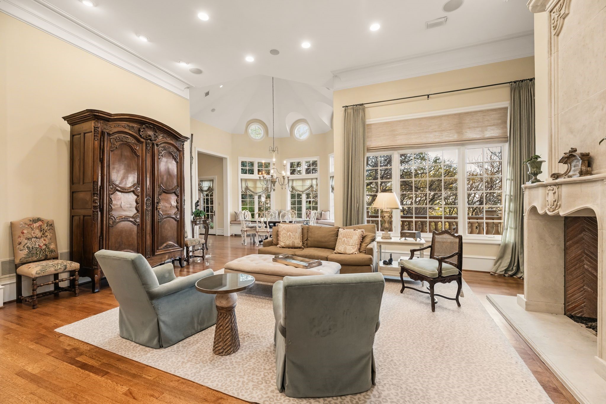 3004 W Shadow Drive Arlington TX 76006