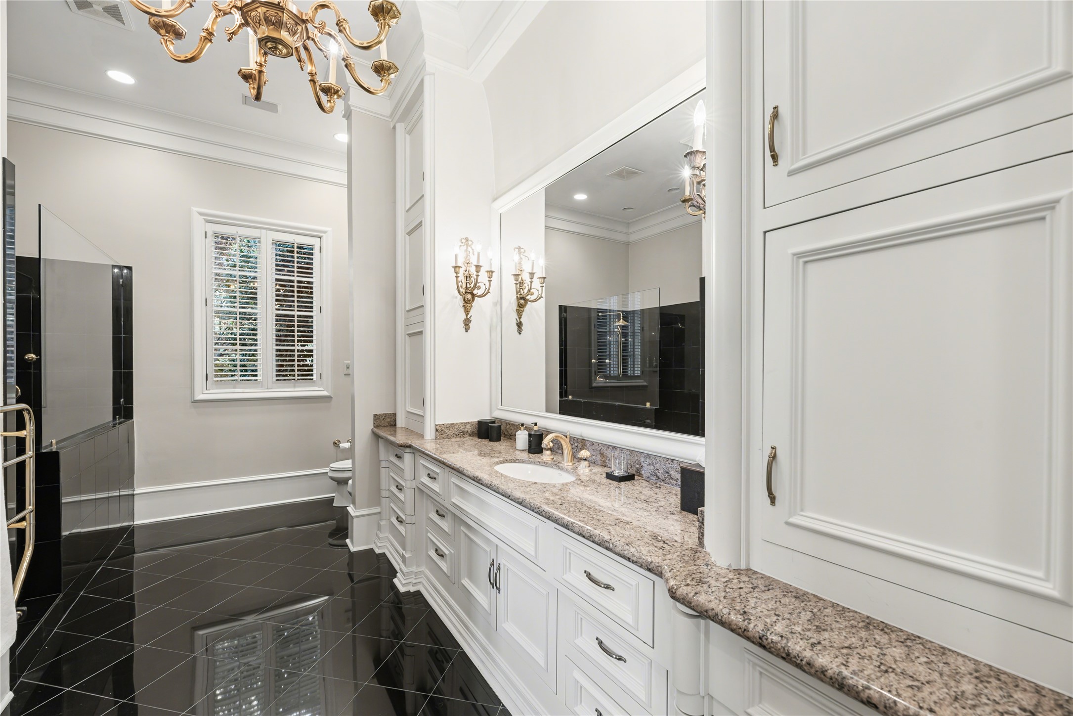 3004 W Shadow Drive Arlington TX 76006