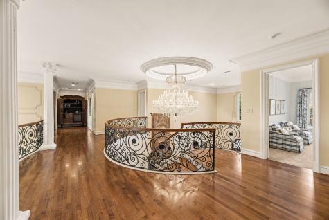 3004 W Shadow Drive Arlington TX 76006