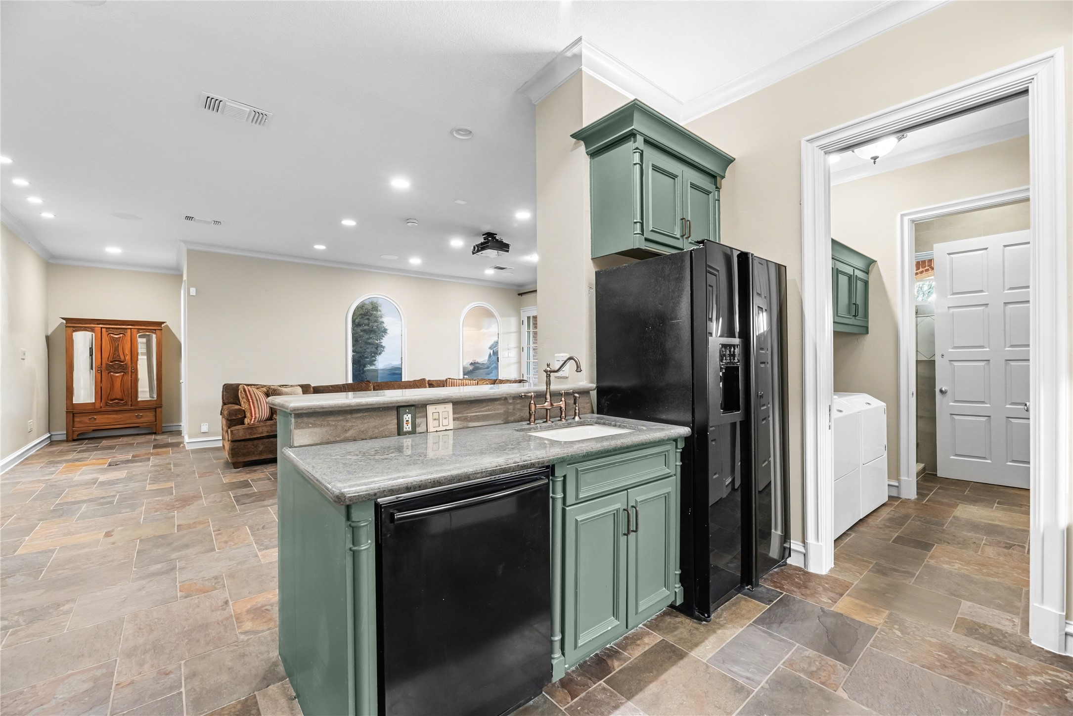 3004 W Shadow Drive Arlington TX 76006