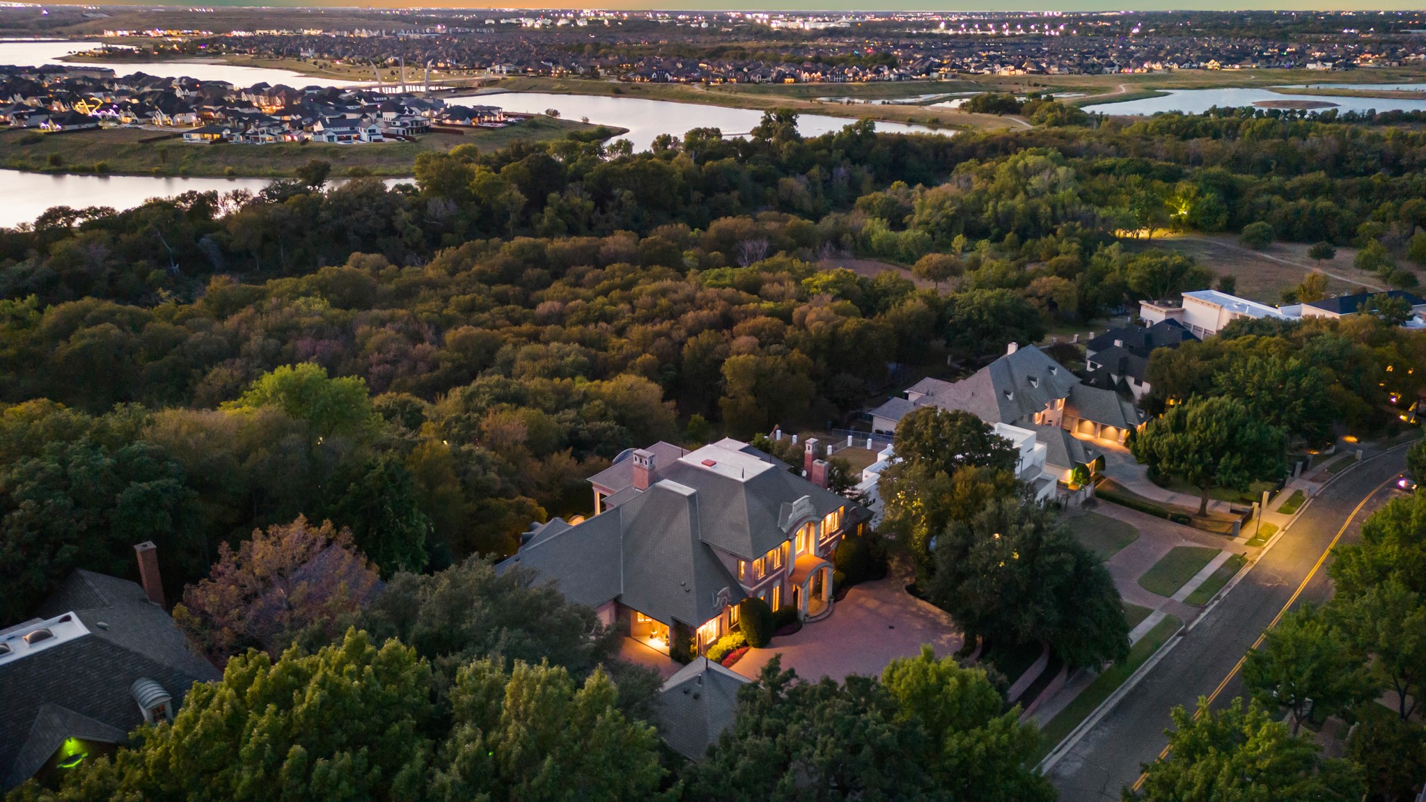 3004 W Shadow Drive Arlington TX 76006