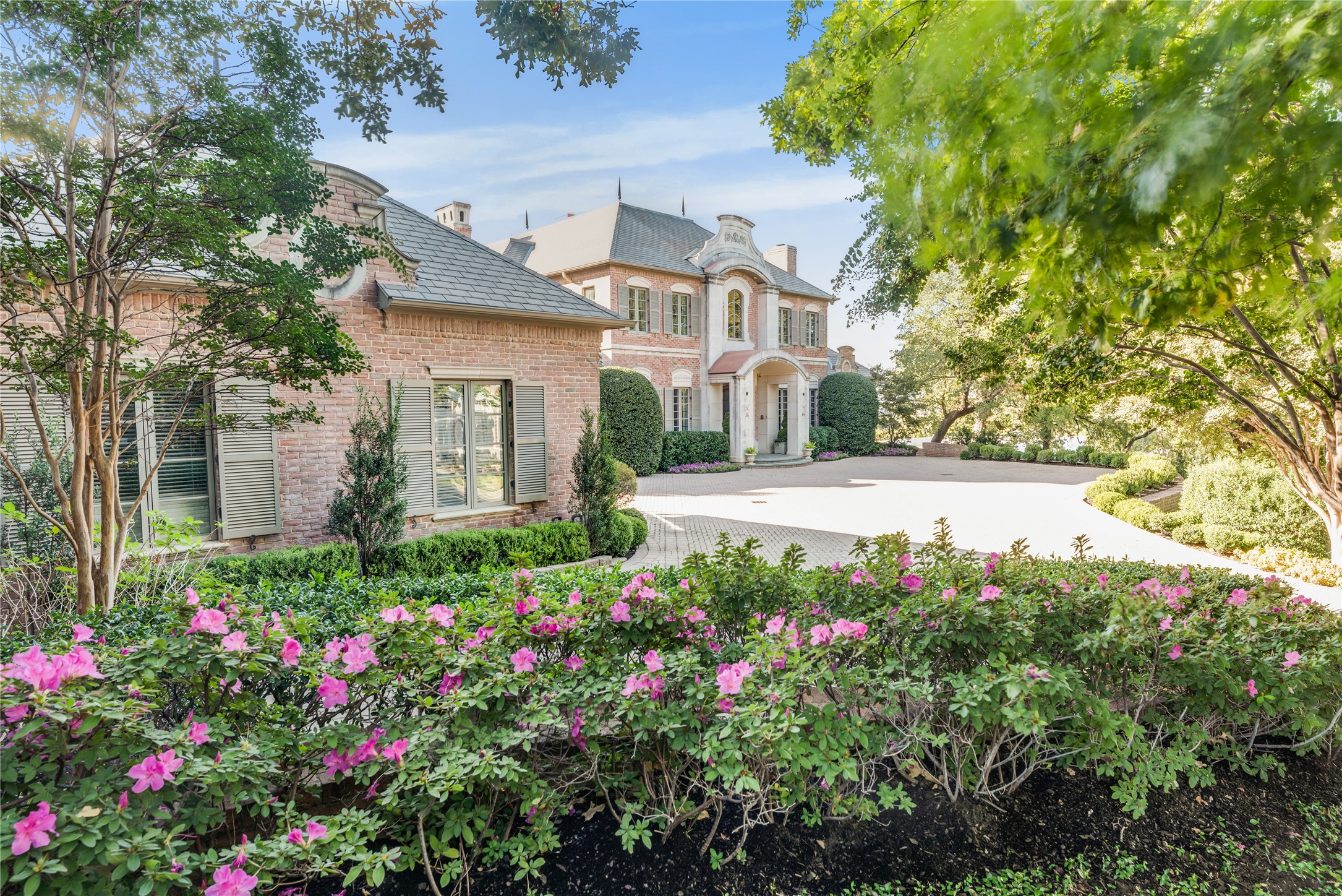 3004 W Shadow Drive Arlington TX 76006