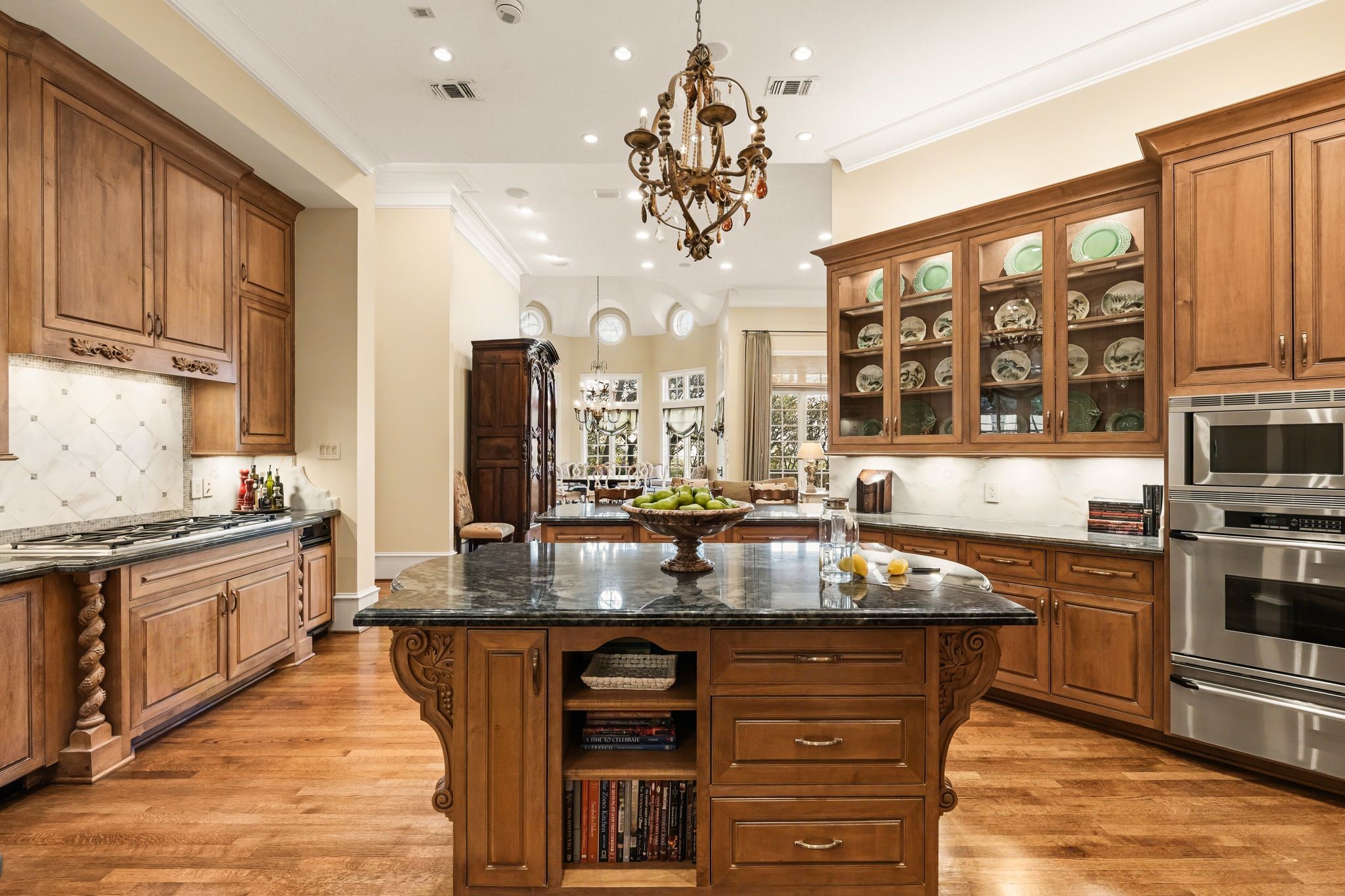 3004 W Shadow Drive Arlington TX 76006