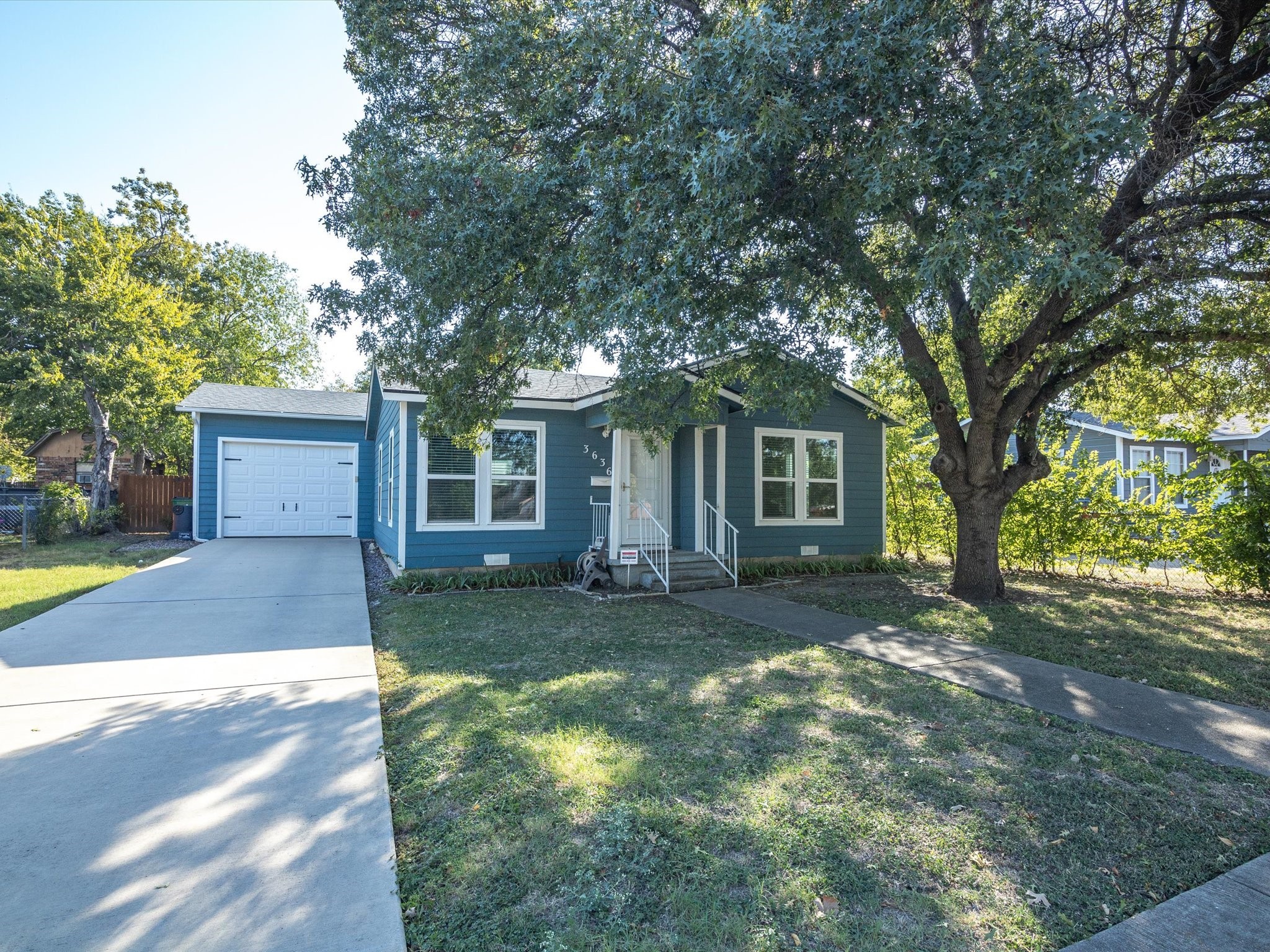 3636 Earle Drive Haltom City TX 76117