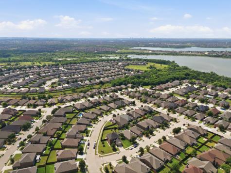 2417 Michelle Creek Drive Little Elm TX 75068