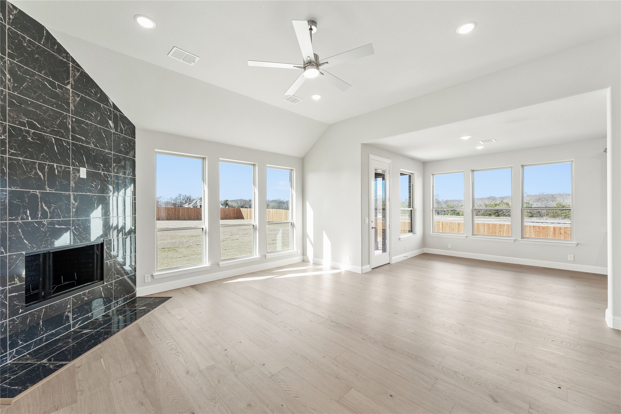 733 Serenity Lane Red Oak TX 75154