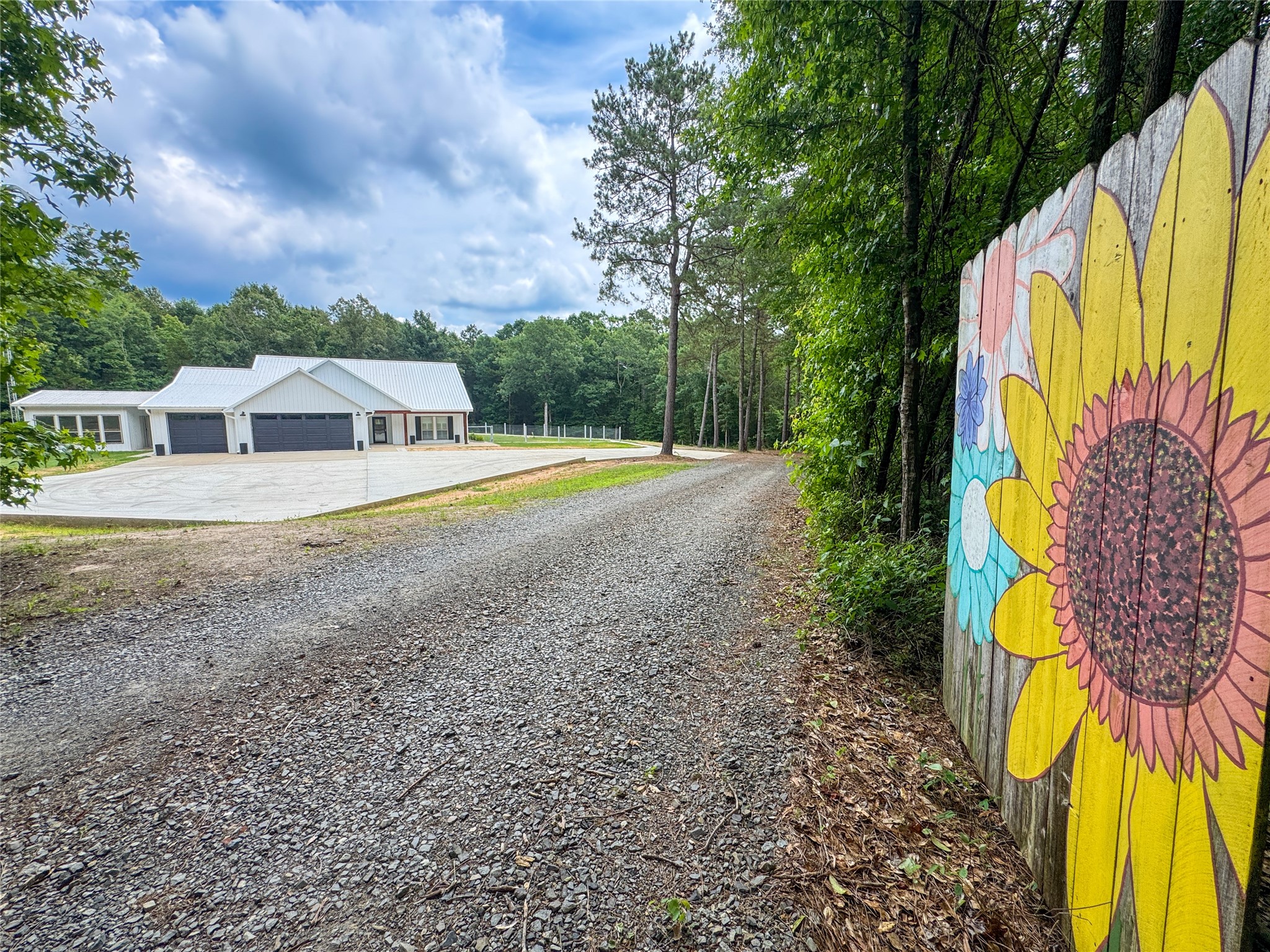 305 County Road 1145 Atlanta TX 75551