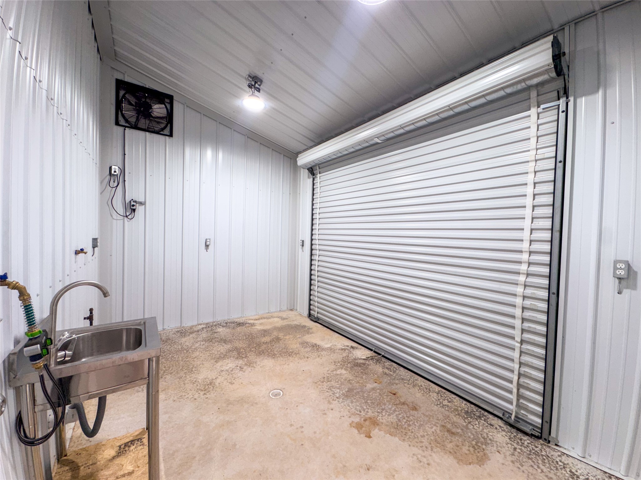 305 County Road 1145 Atlanta TX 75551