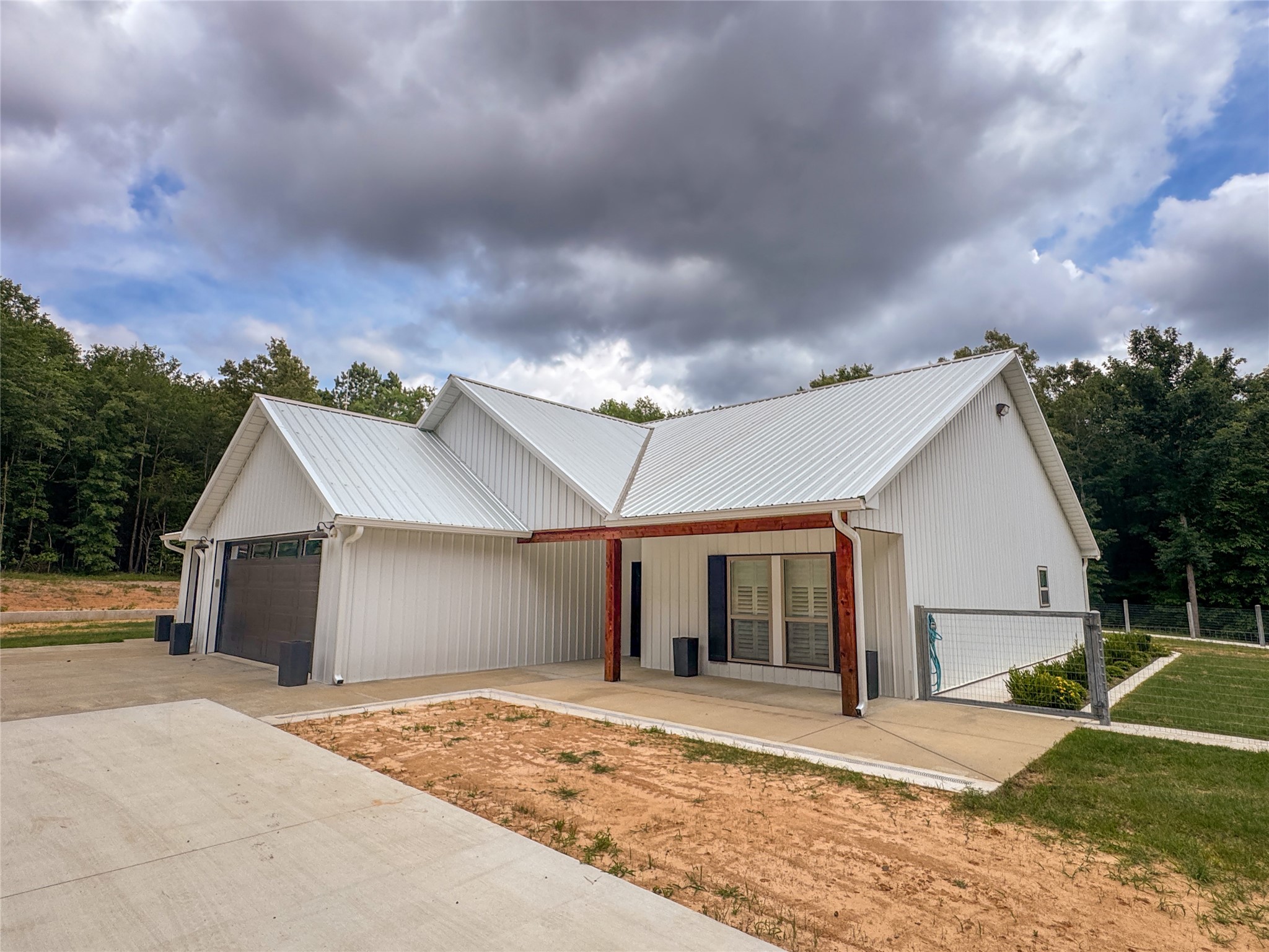 305 County Road 1145 Atlanta TX 75551