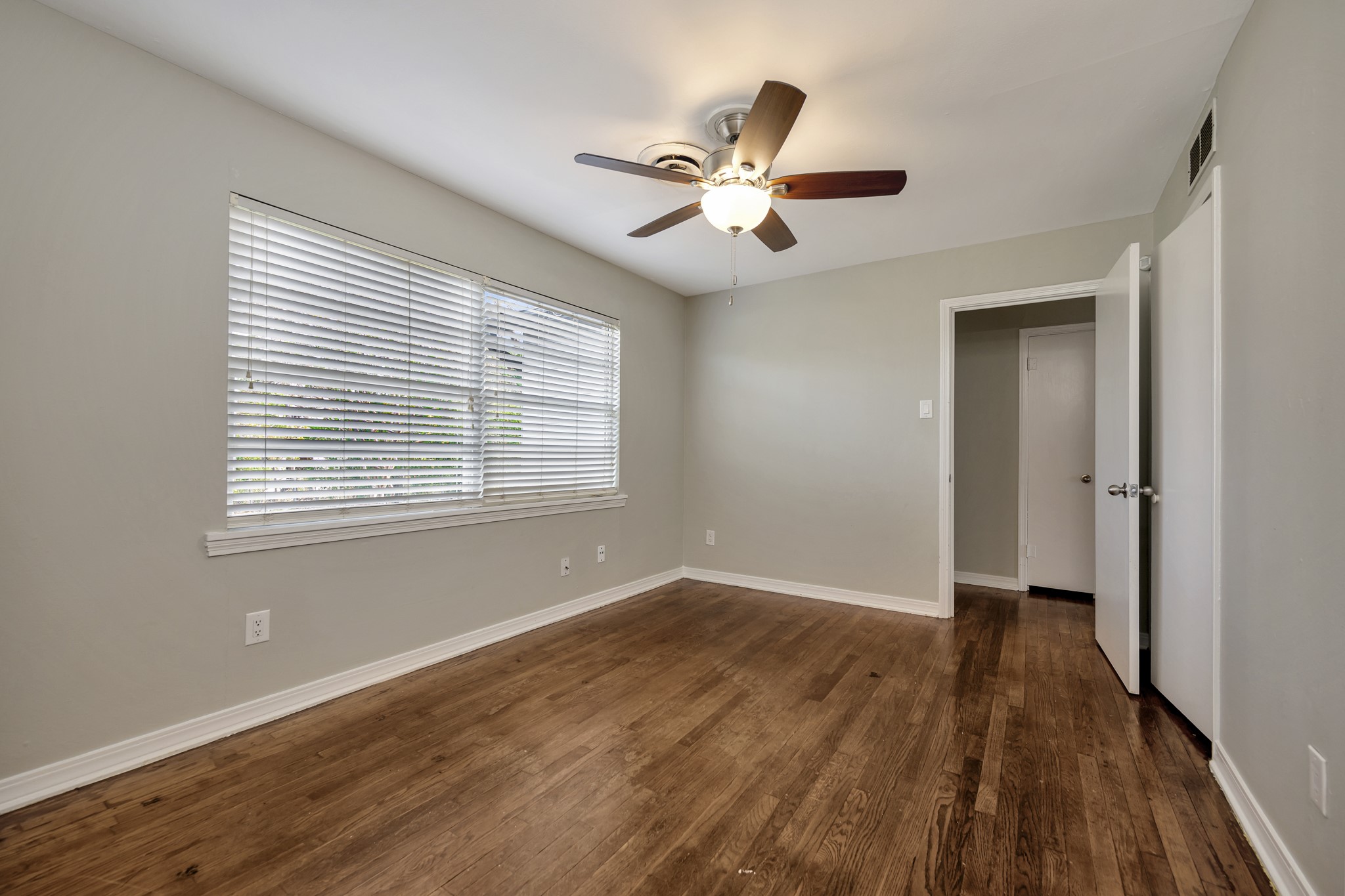 2509 Wayside Avenue Fort Worth TX 76110