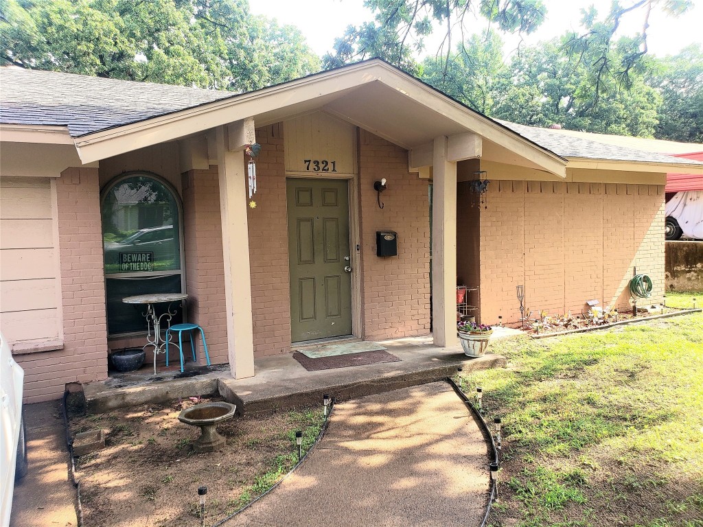 7321 Neuhoff Drive Dallas TX 75217