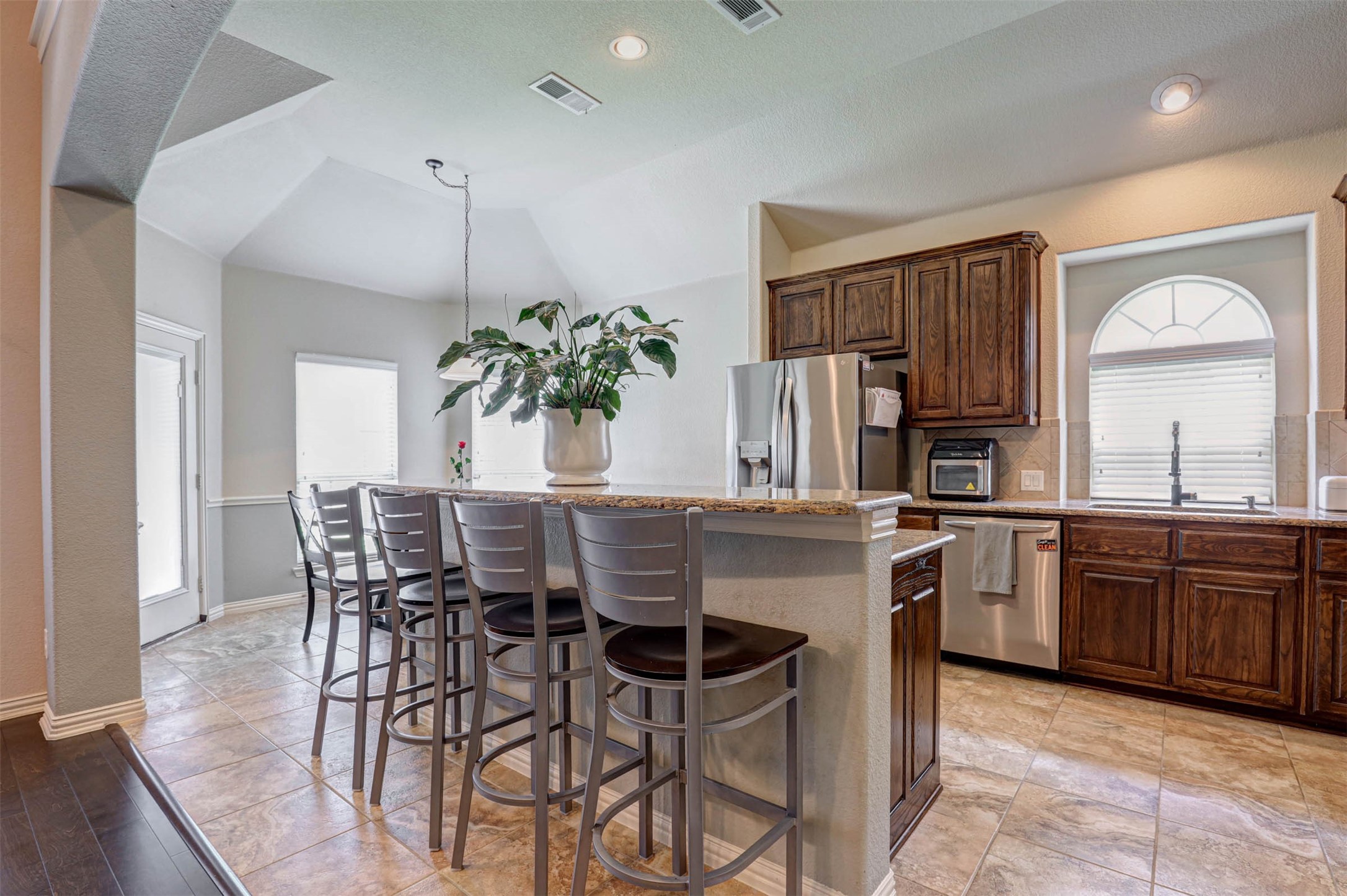9404 Chuparosa Drive Fort Worth TX 76177