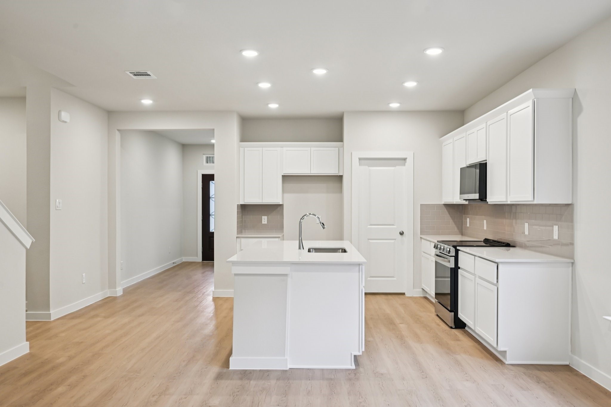 334 Amberville Drive Red Oak TX 75154