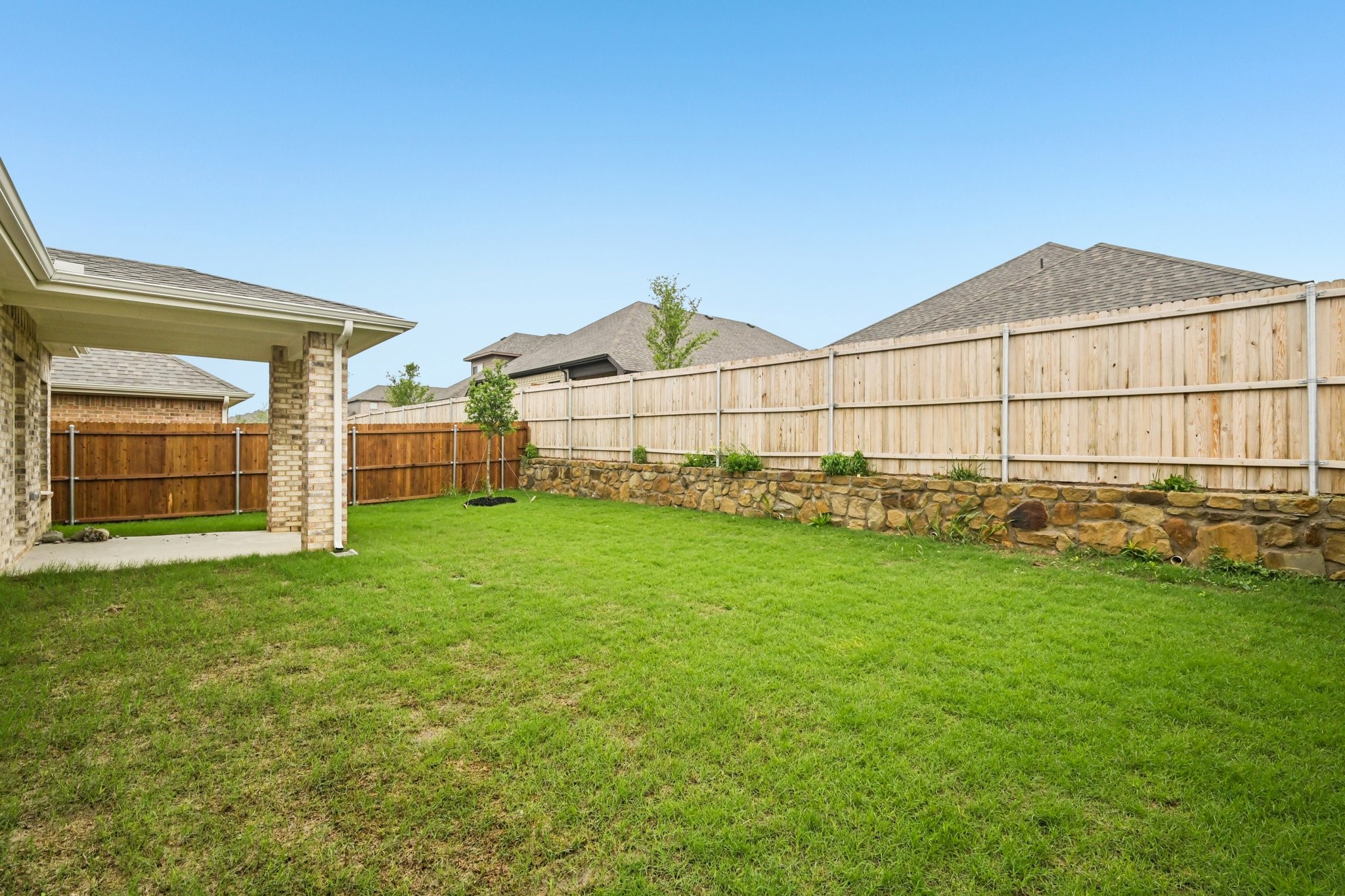 334 Amberville Drive Red Oak TX 75154