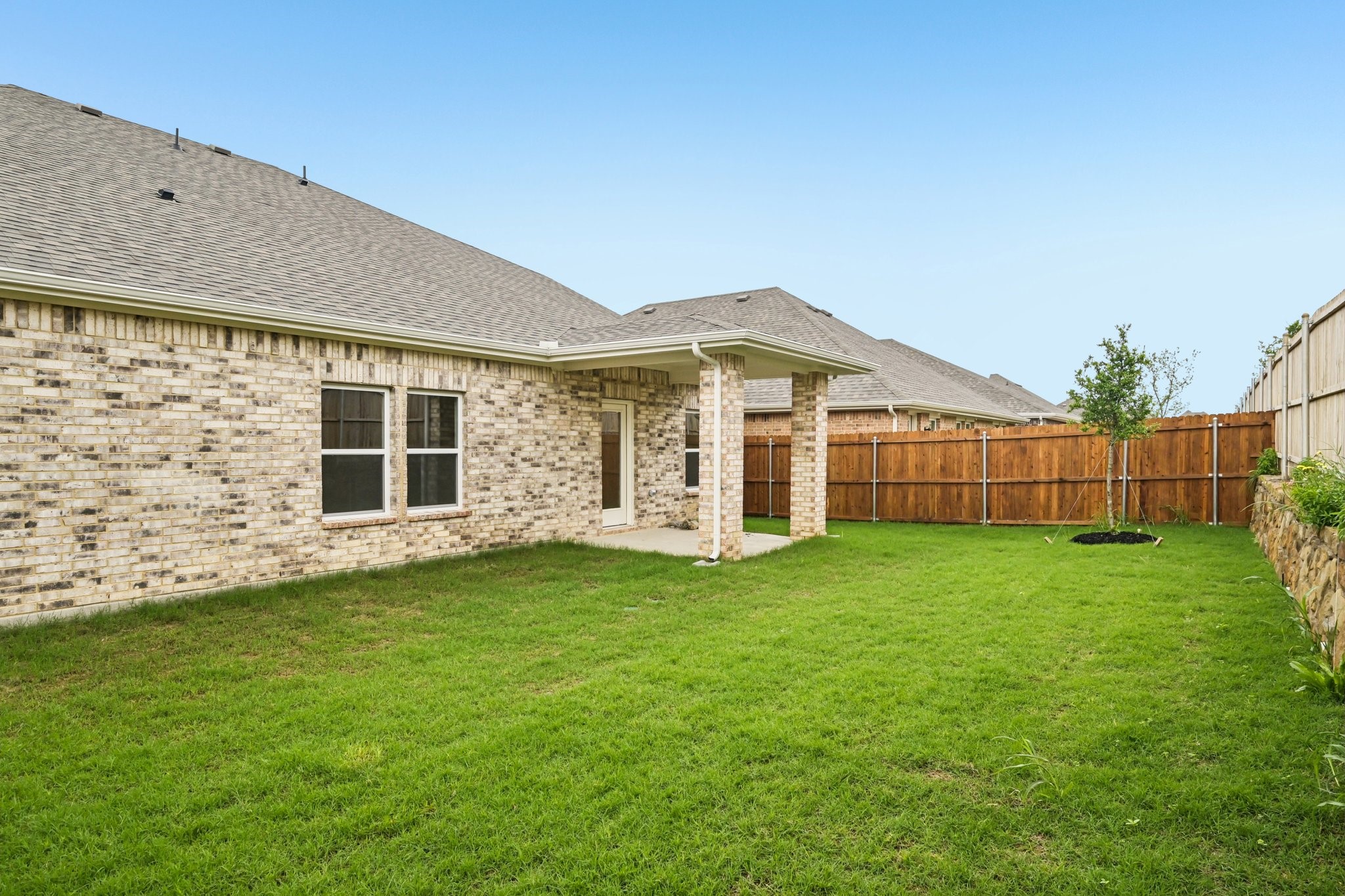 334 Amberville Drive Red Oak TX 75154