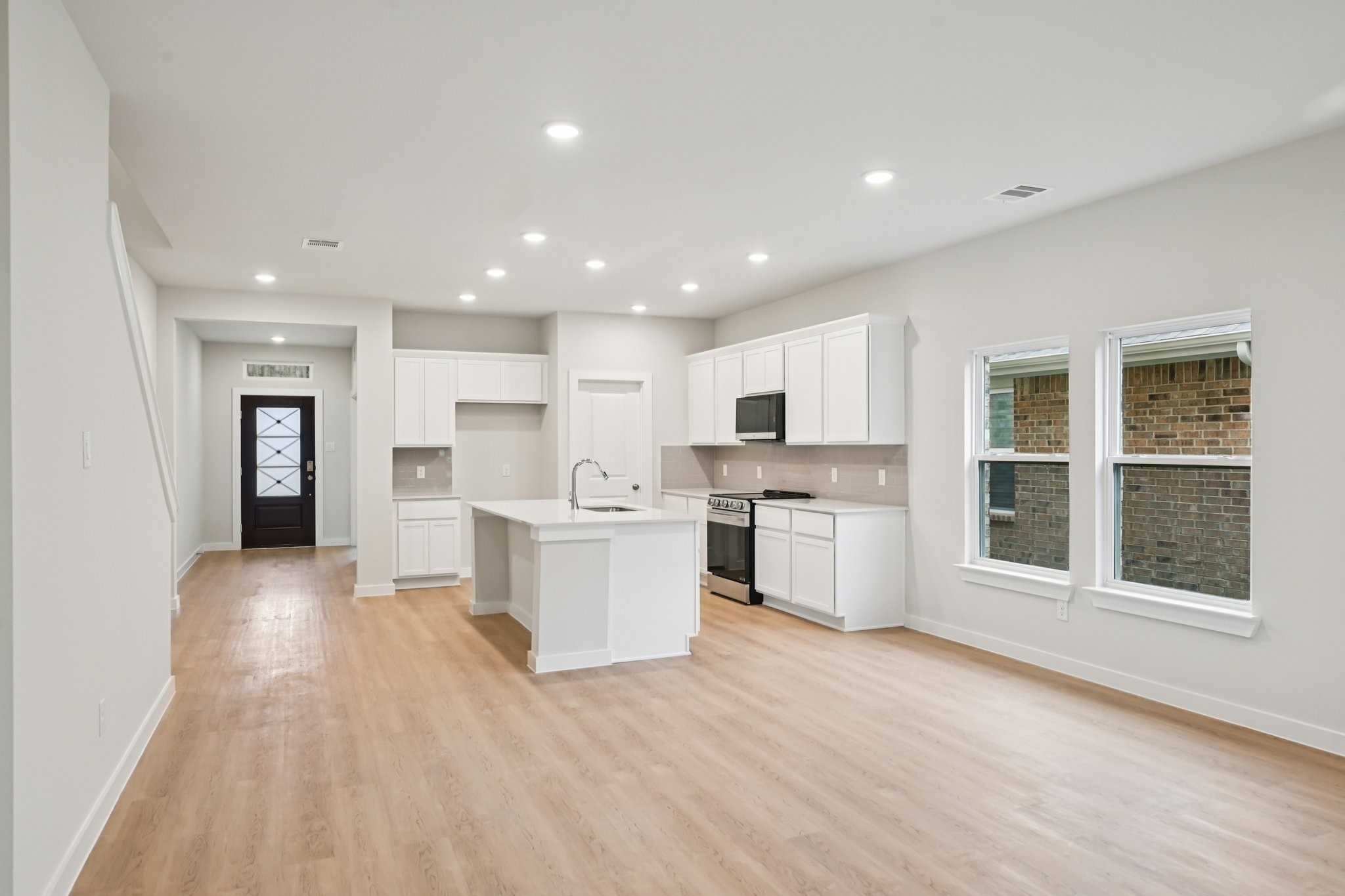 334 Amberville Drive Red Oak TX 75154