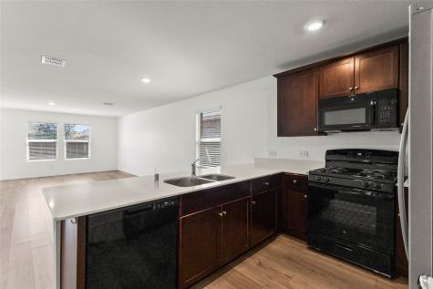 1109 Odlozil Lane Ennis TX 75119