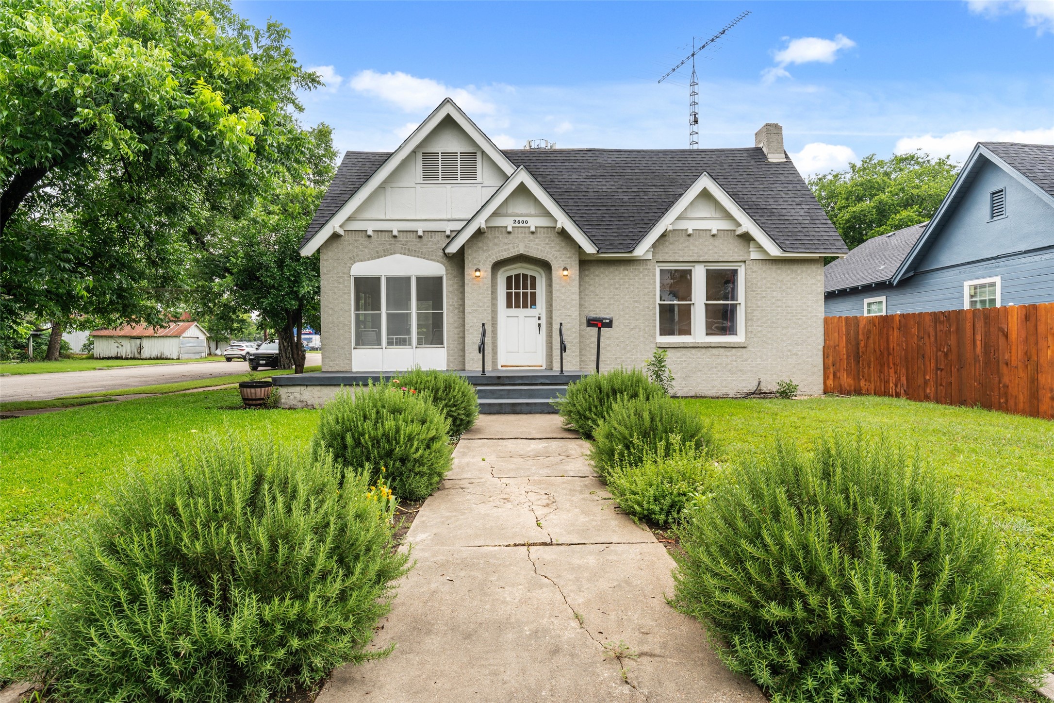 2600 N 17th Street Waco TX 76708