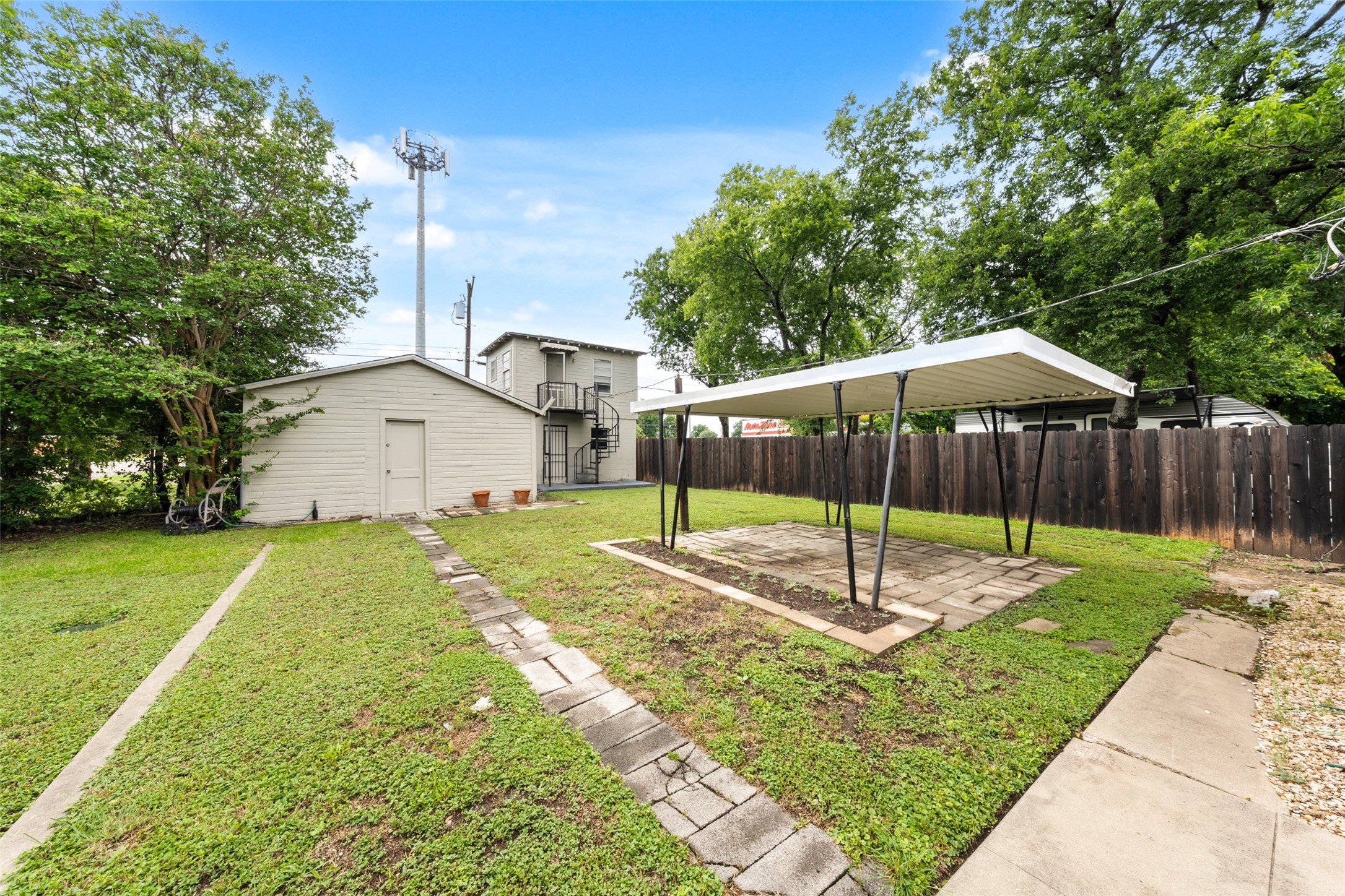 2600 N 17th Street Waco TX 76708