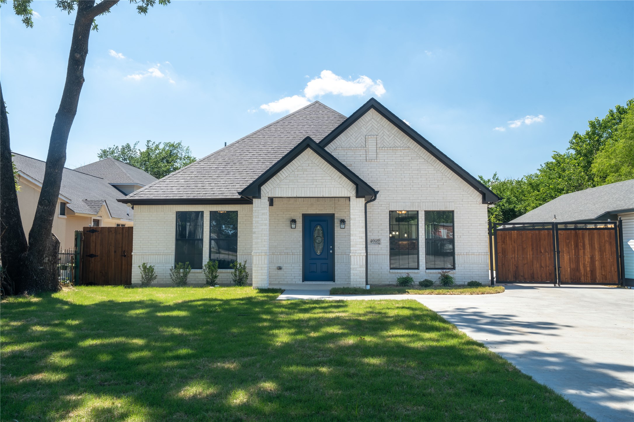 4009 S Peachtree Balch Springs TX 75180