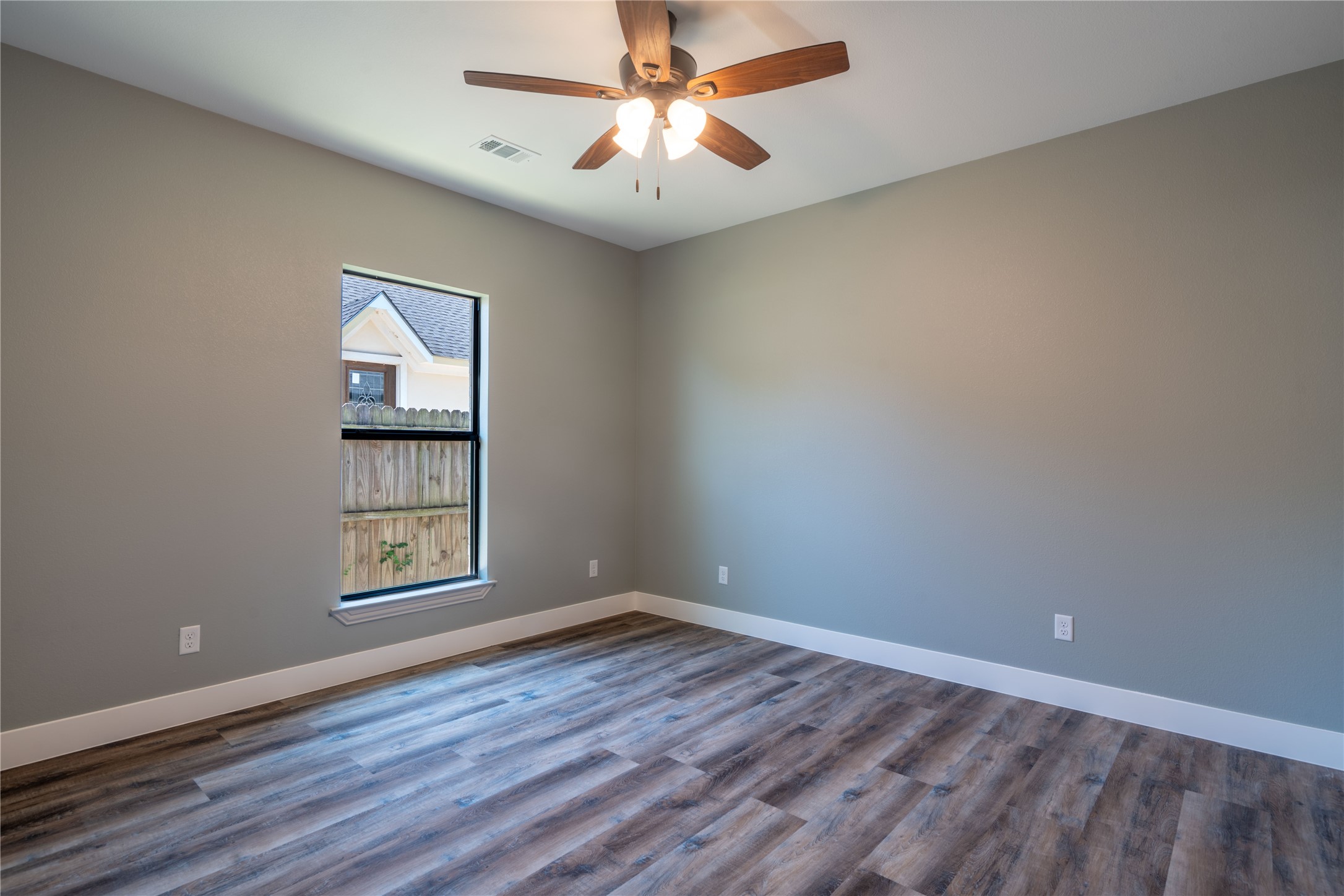 4009 S Peachtree Balch Springs TX 75180