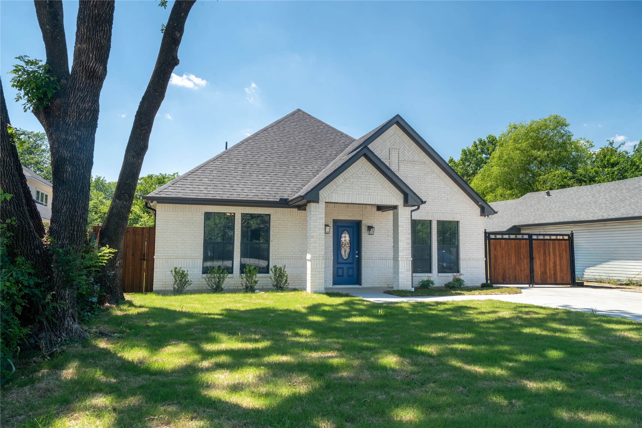 4009 S Peachtree Balch Springs TX 75180