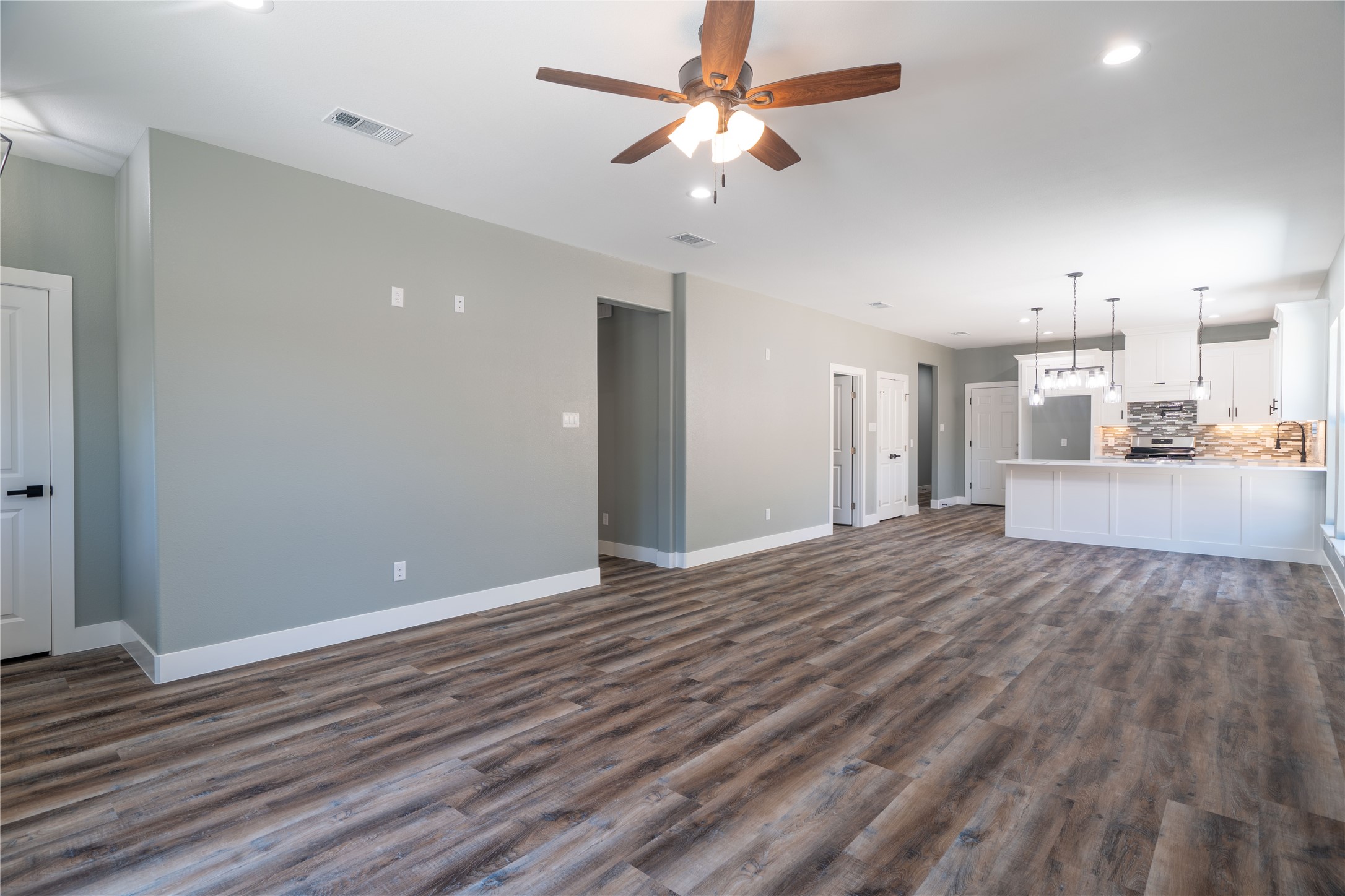 4009 S Peachtree Balch Springs TX 75180