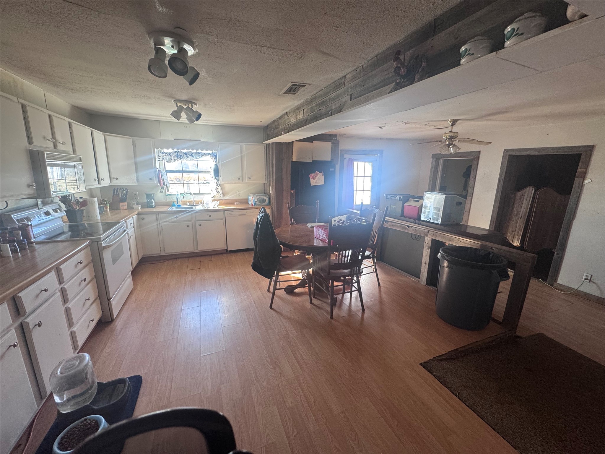 6305 W State Highway 243 Canton TX 75103