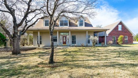 543 County Road 4929 Newark TX 76071