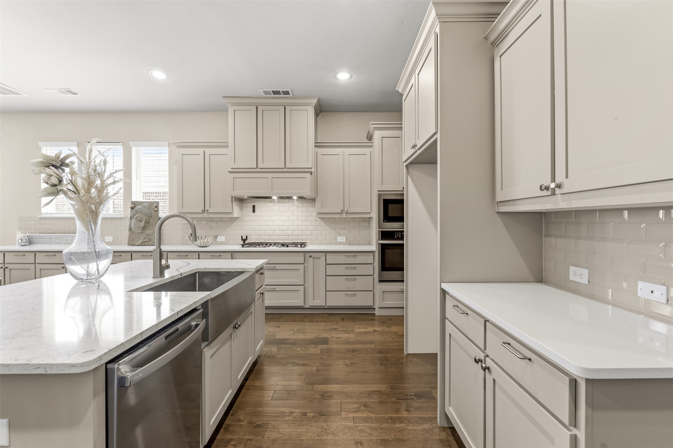 3404 Begonia Lane Irving TX 75038