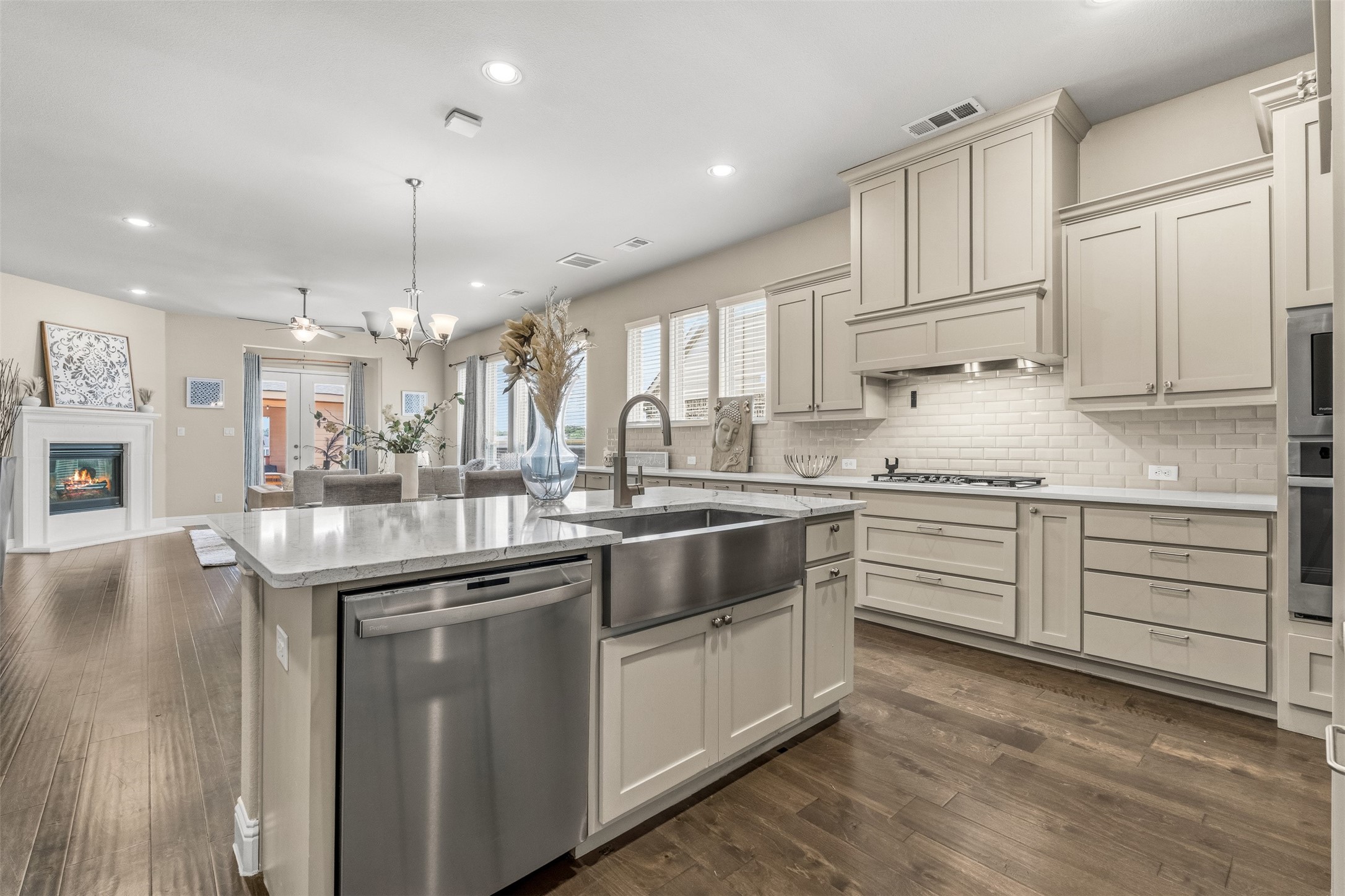 3404 Begonia Lane Irving TX 75038