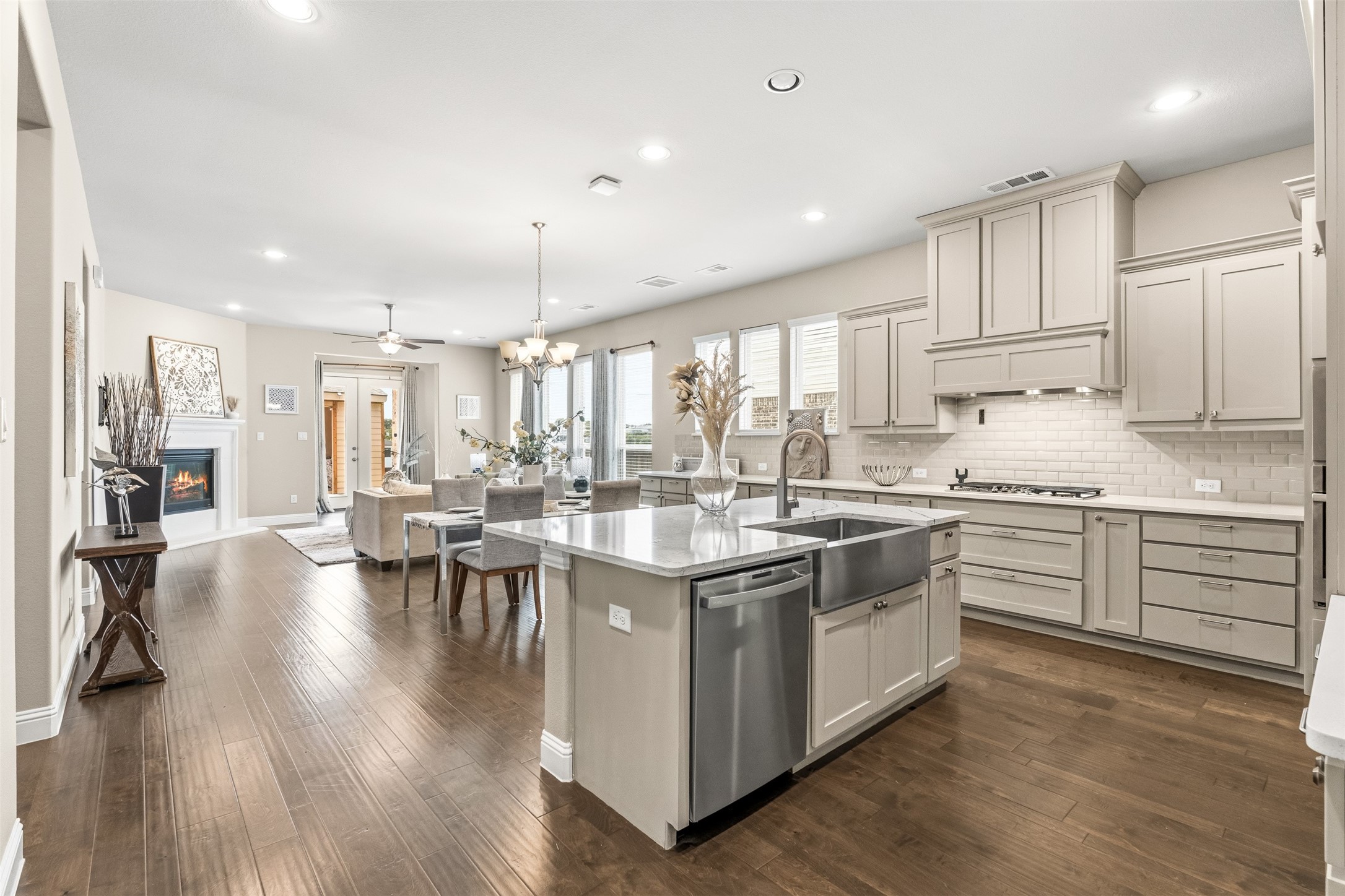 3404 Begonia Lane Irving TX 75038