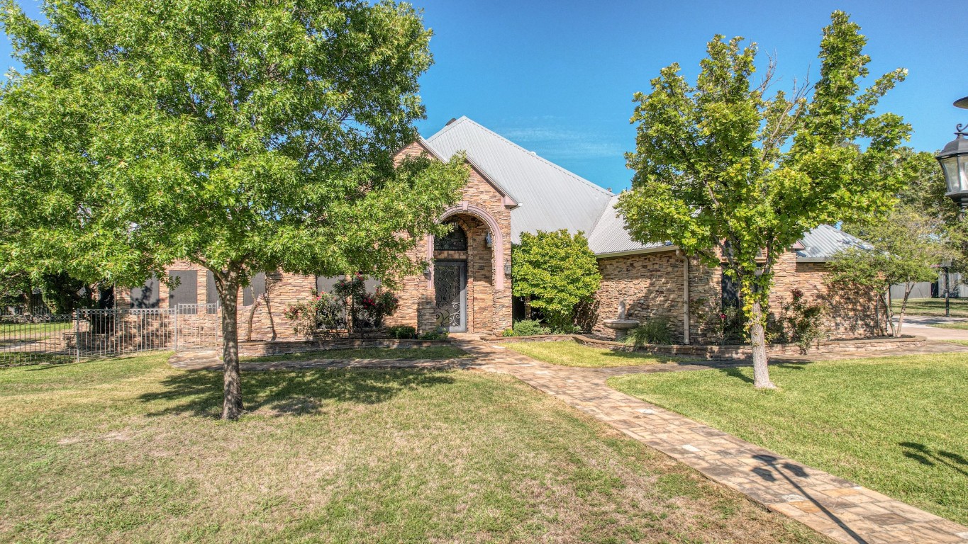 110 Fredricksburg Court Weatherford TX 76087