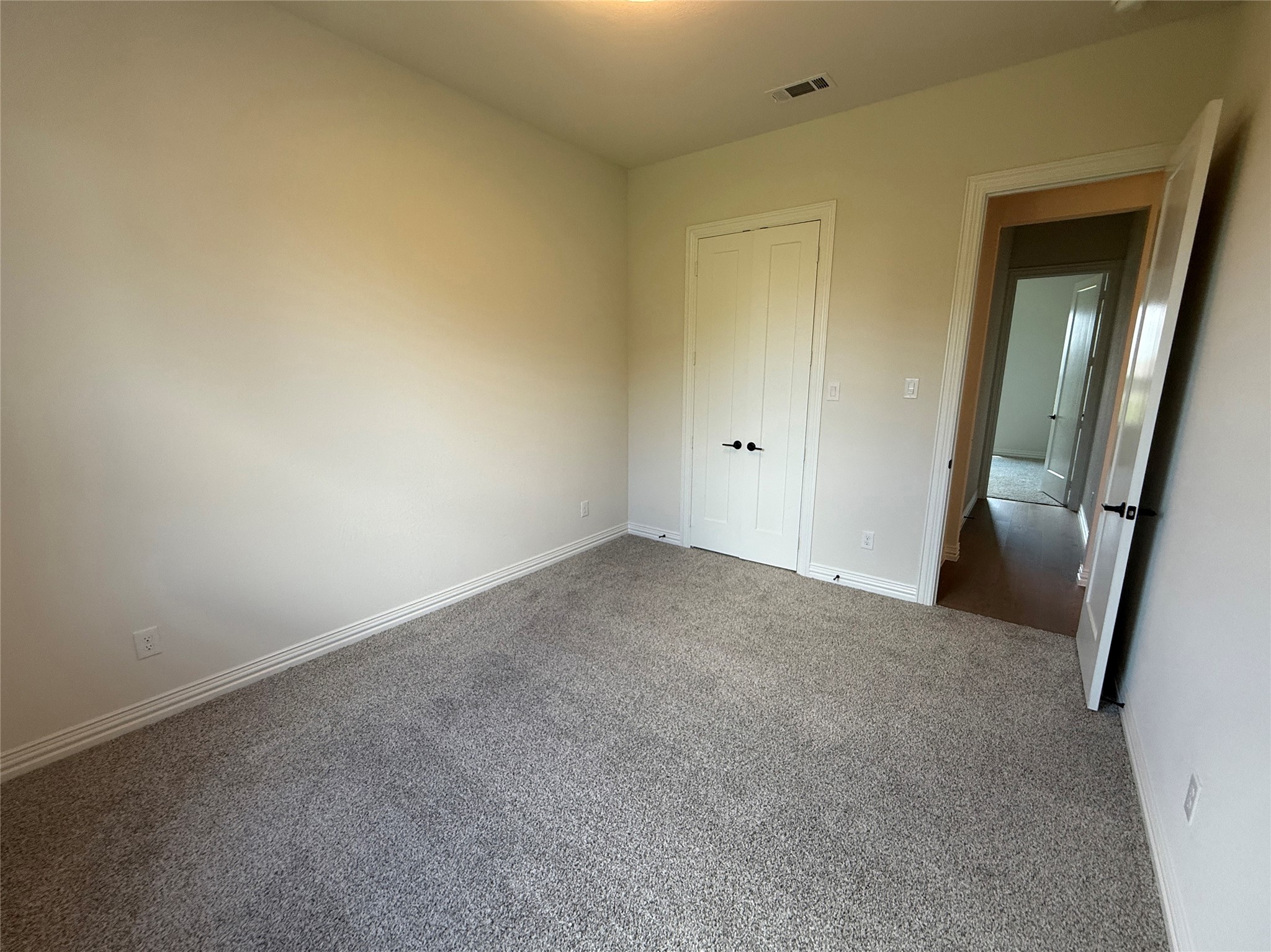 216 Slimp Bluff Azle TX 76020