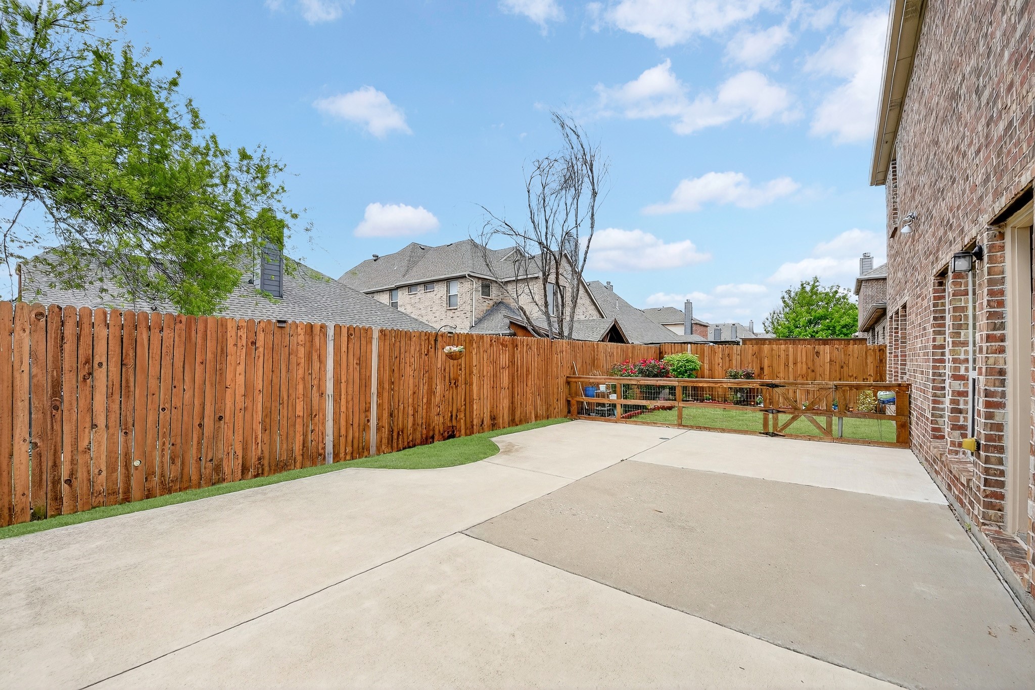 10313 Blackberry Street Mckinney TX 75072
