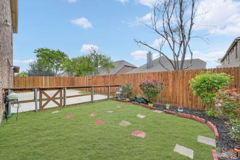 10313 Blackberry Street Mckinney TX 75072