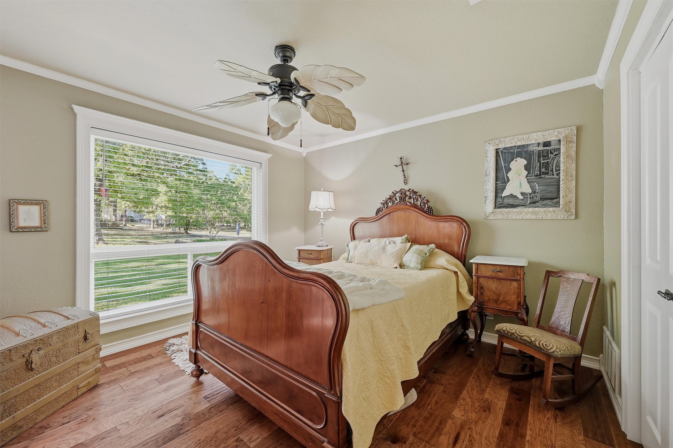 301 Kiowa Drive E Lake Kiowa TX 76240