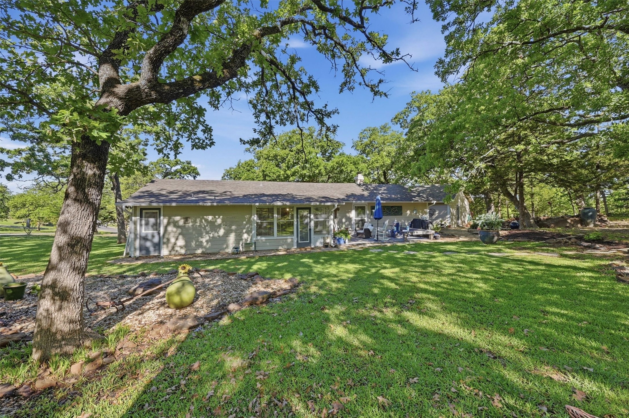 301 Kiowa Drive E Lake Kiowa TX 76240