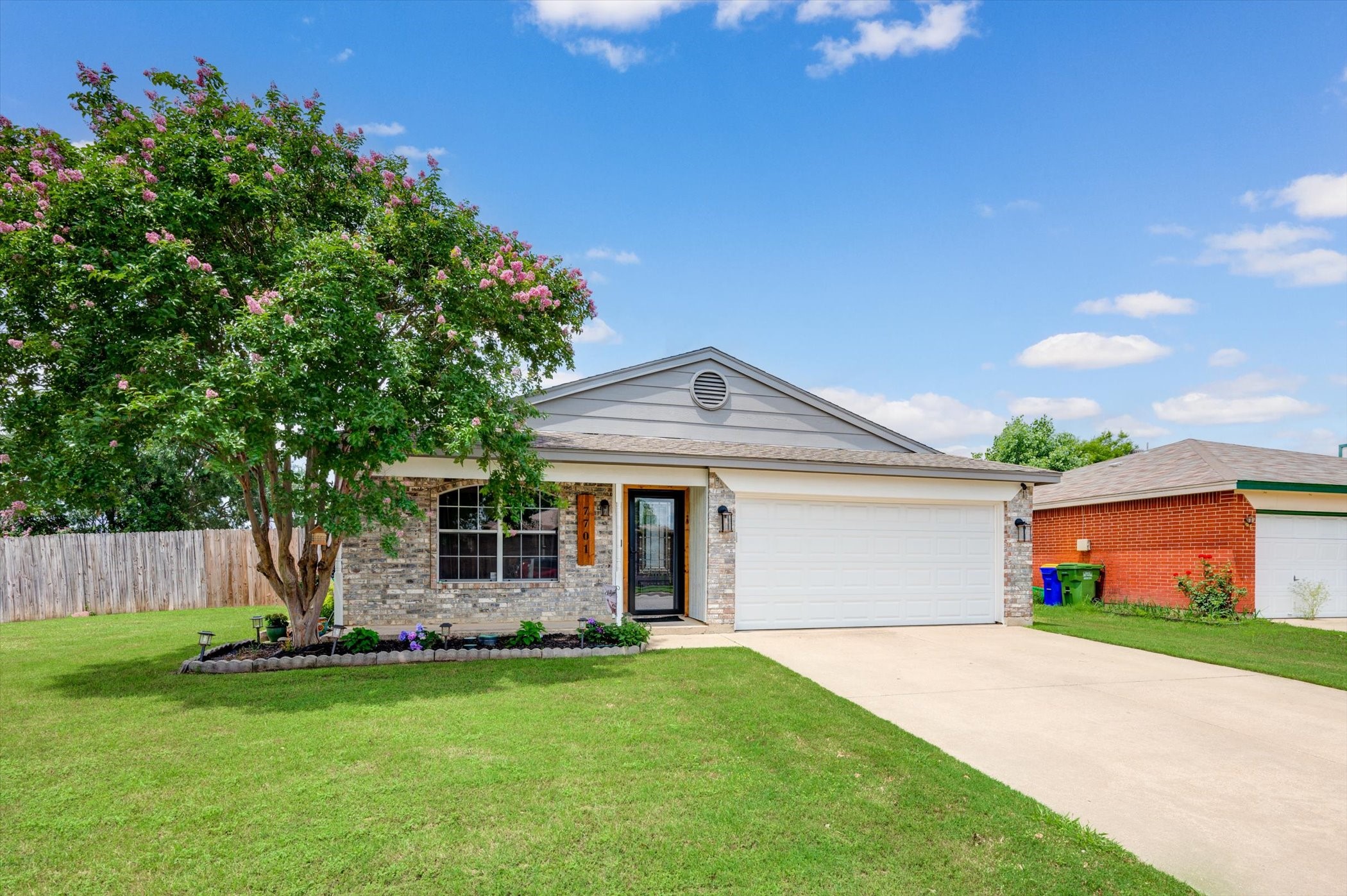 7701 Kelly Lynn Lane Watauga TX 76148