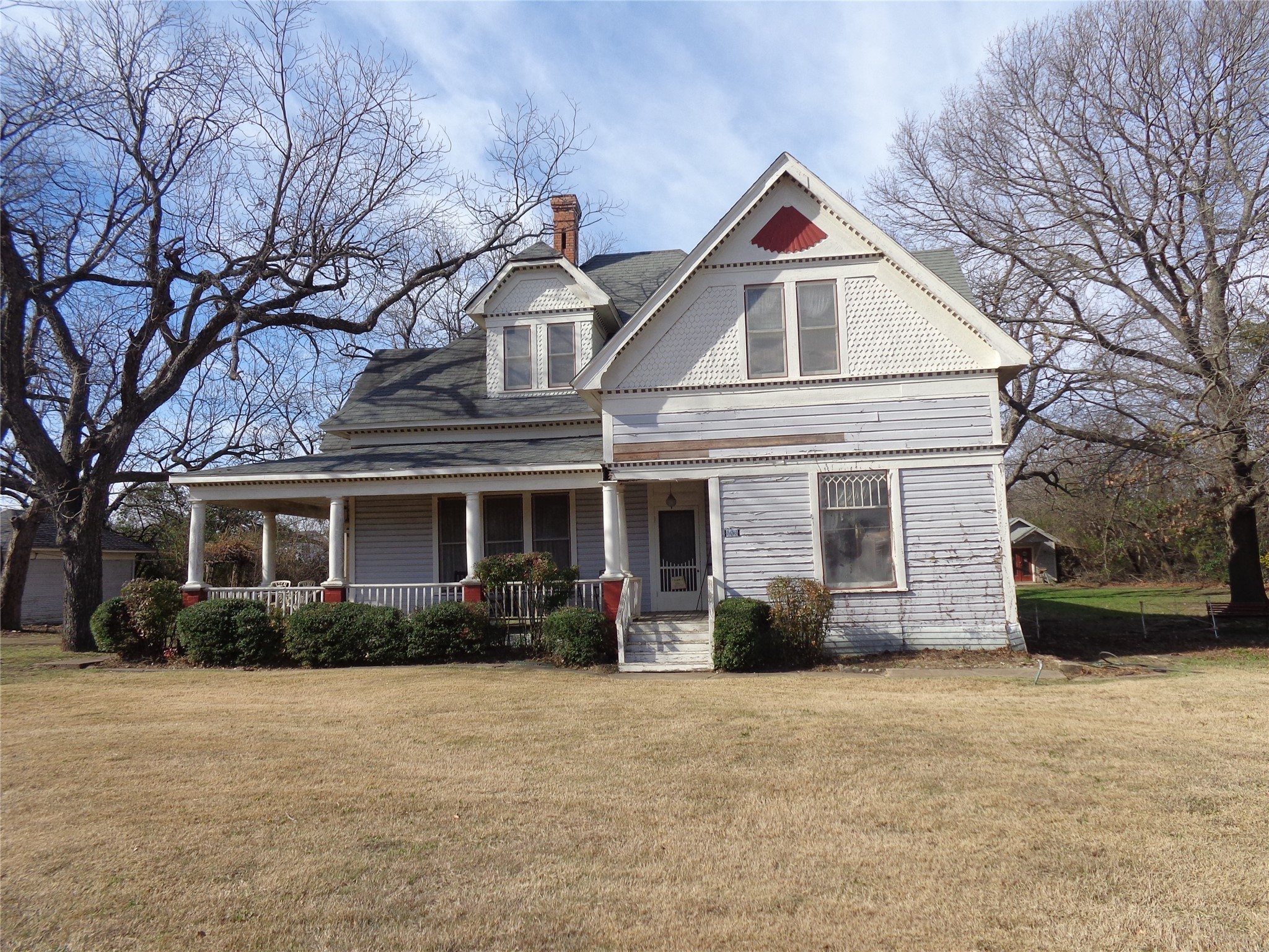 506 S 3rd Street Grandview TX 76050