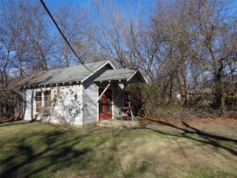 506 S 3rd Street Grandview TX 76050
