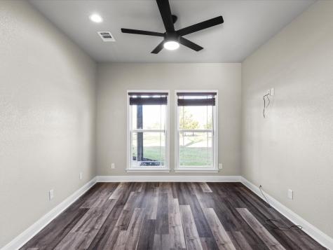 1725 S Hubbard Street Alvord TX 76225