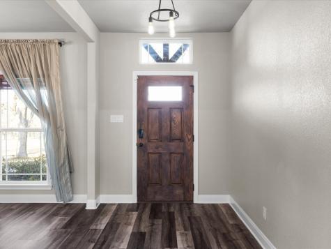 1725 S Hubbard Street Alvord TX 76225