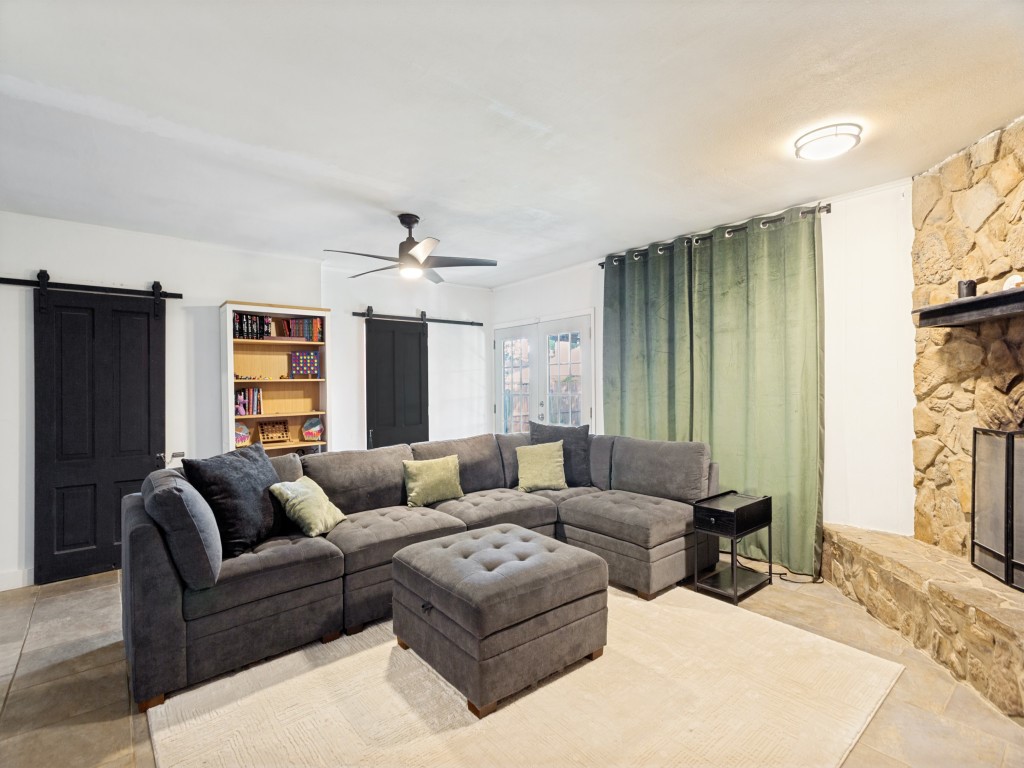 809 Meadowlark Drive Mansfield TX 76063