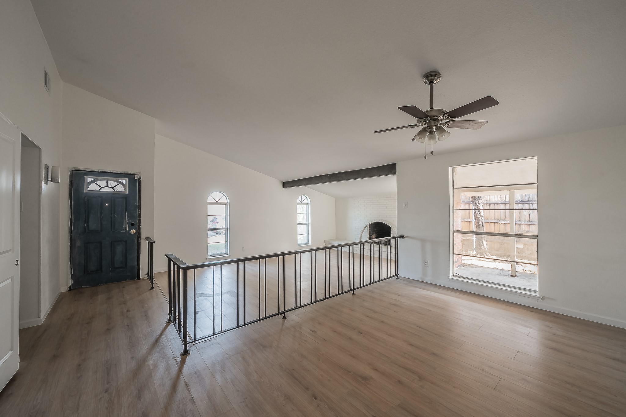 3405 Brook Lane Grand Prairie TX 75052