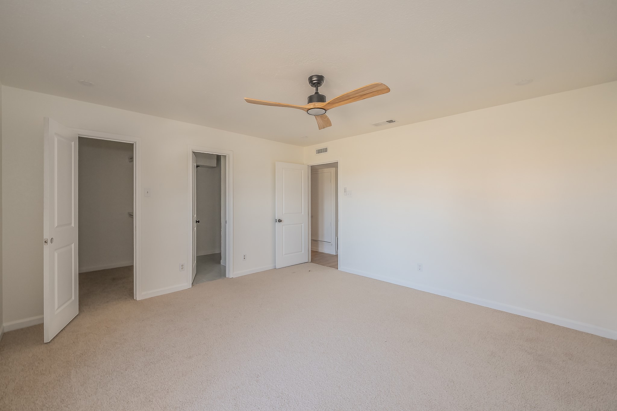 3405 Brook Lane Grand Prairie TX 75052