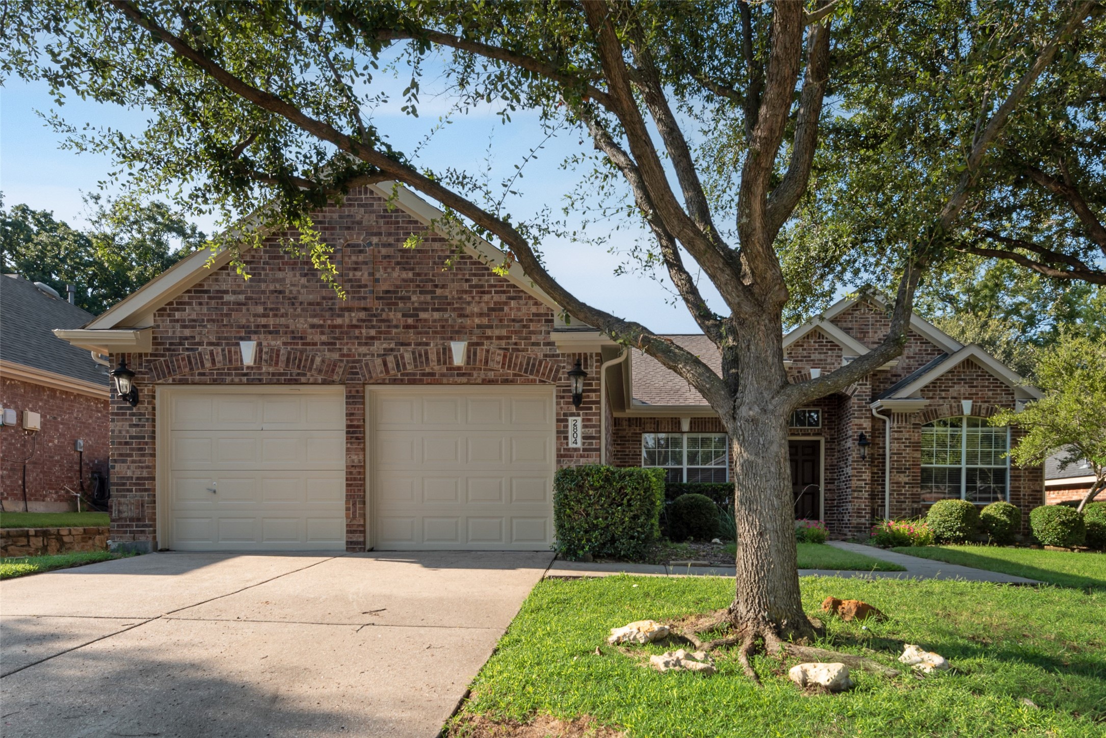 2804 Hollow Ridge Drive Denton TX 76210