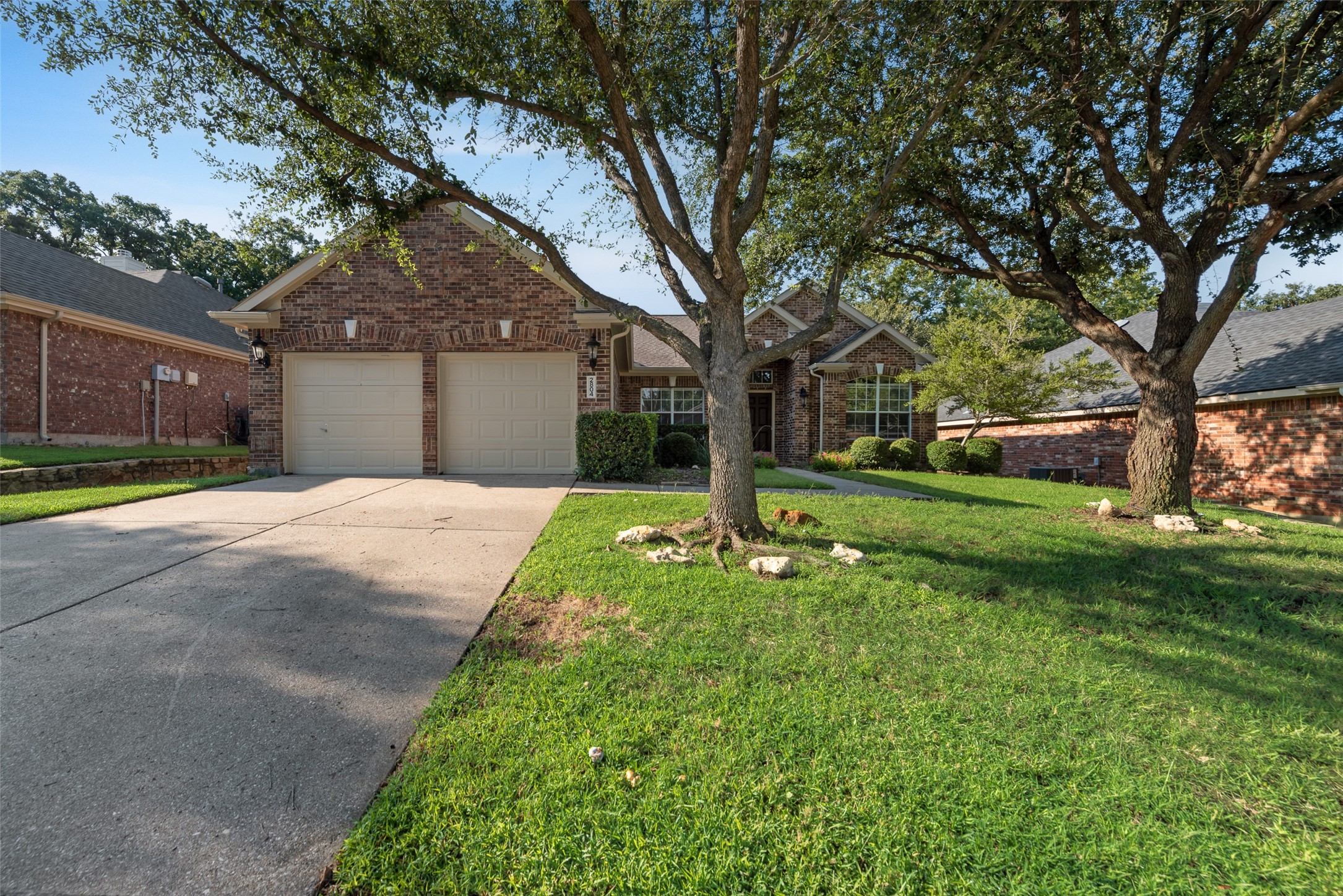 2804 Hollow Ridge Drive Denton TX 76210