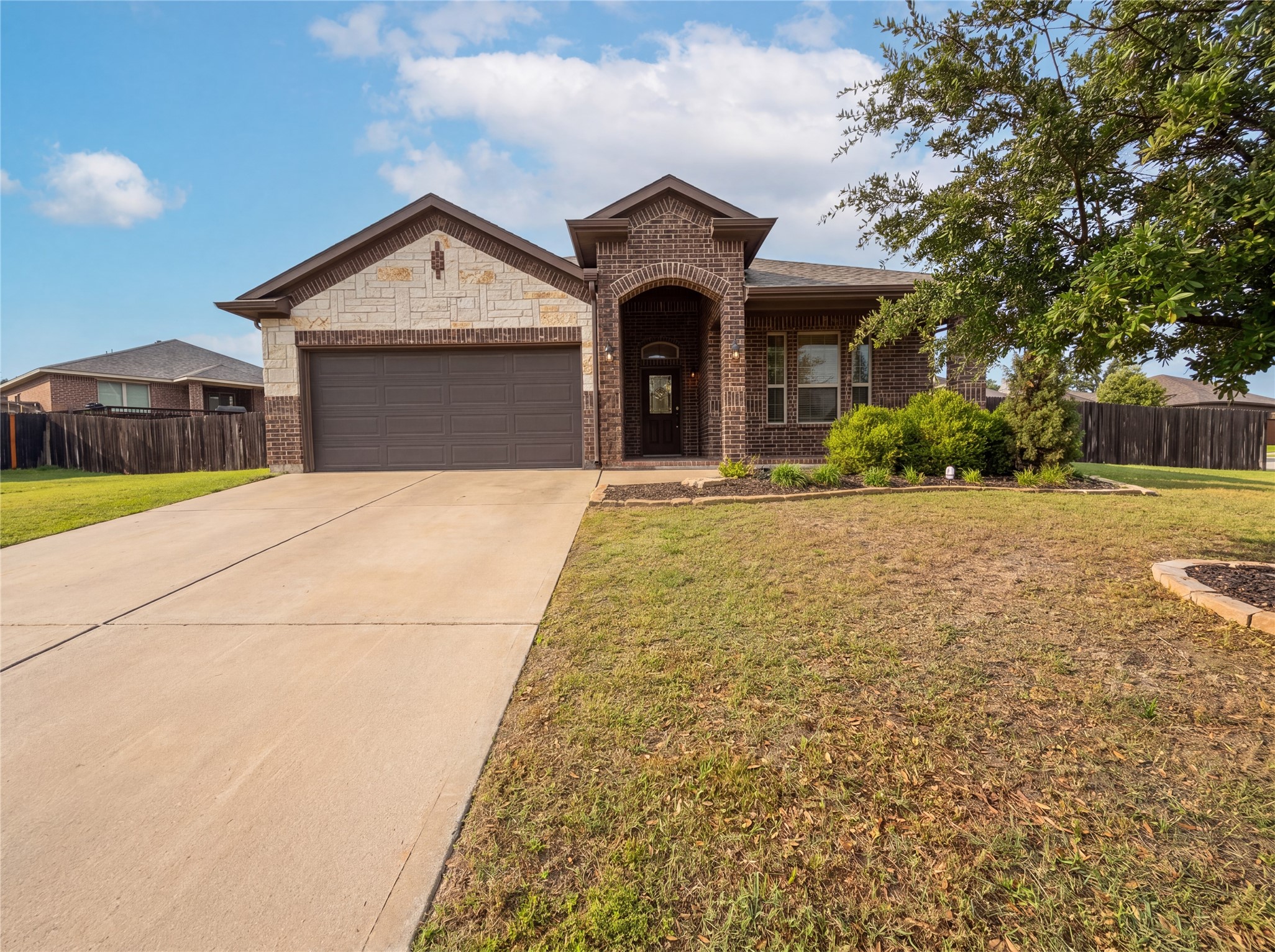 1217 Ashley Drive Weatherford TX 76087
